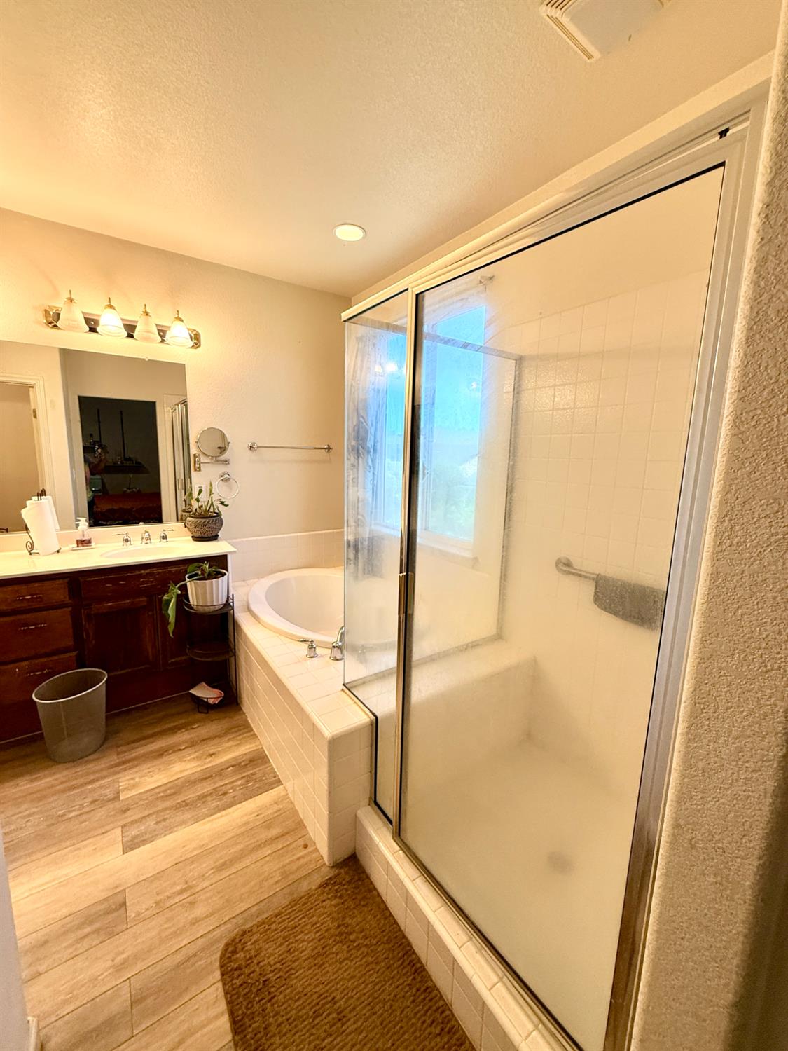 5686 Oakwood Drive Linda CA 95901