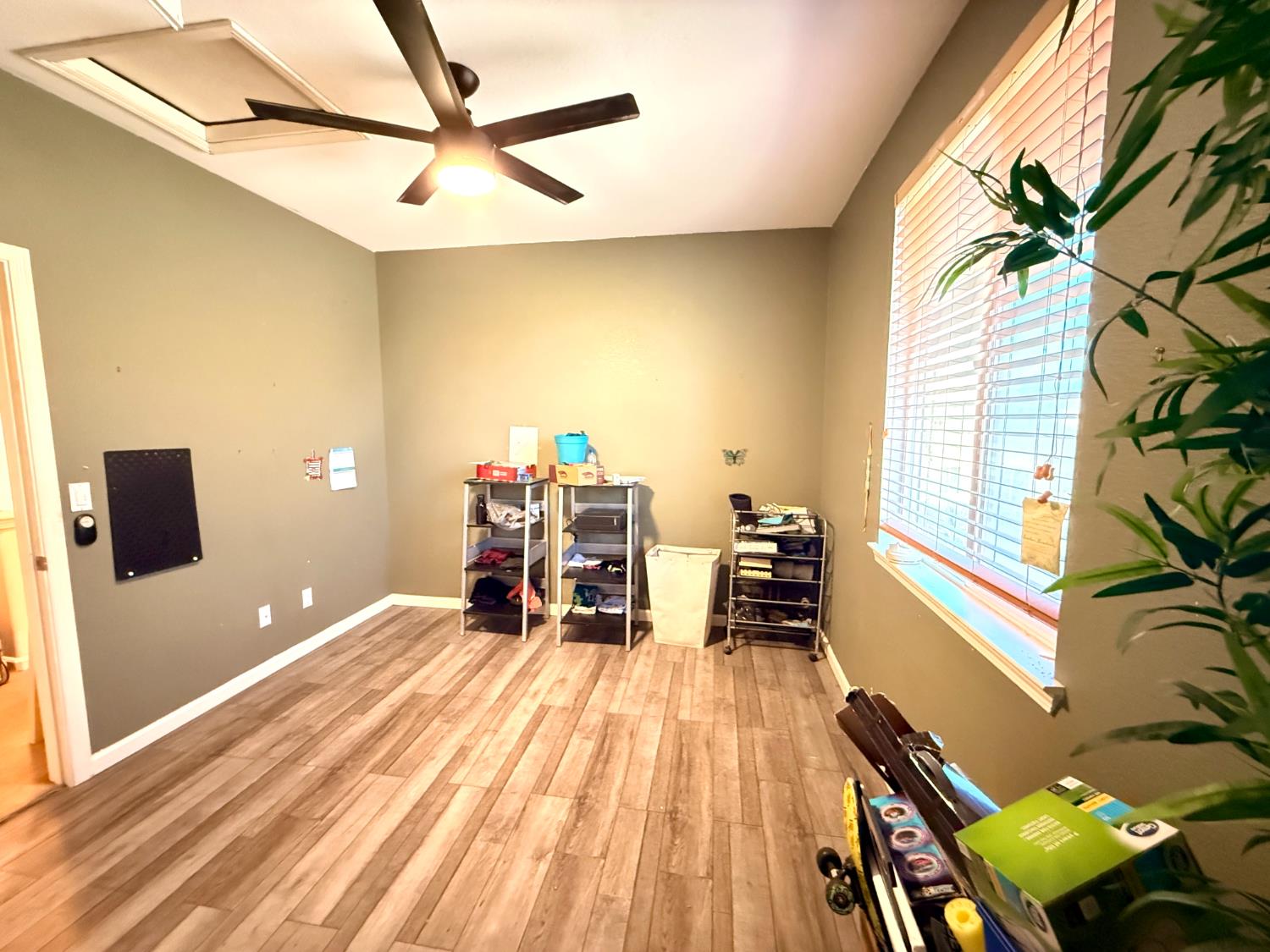 5686 Oakwood Drive Linda CA 95901