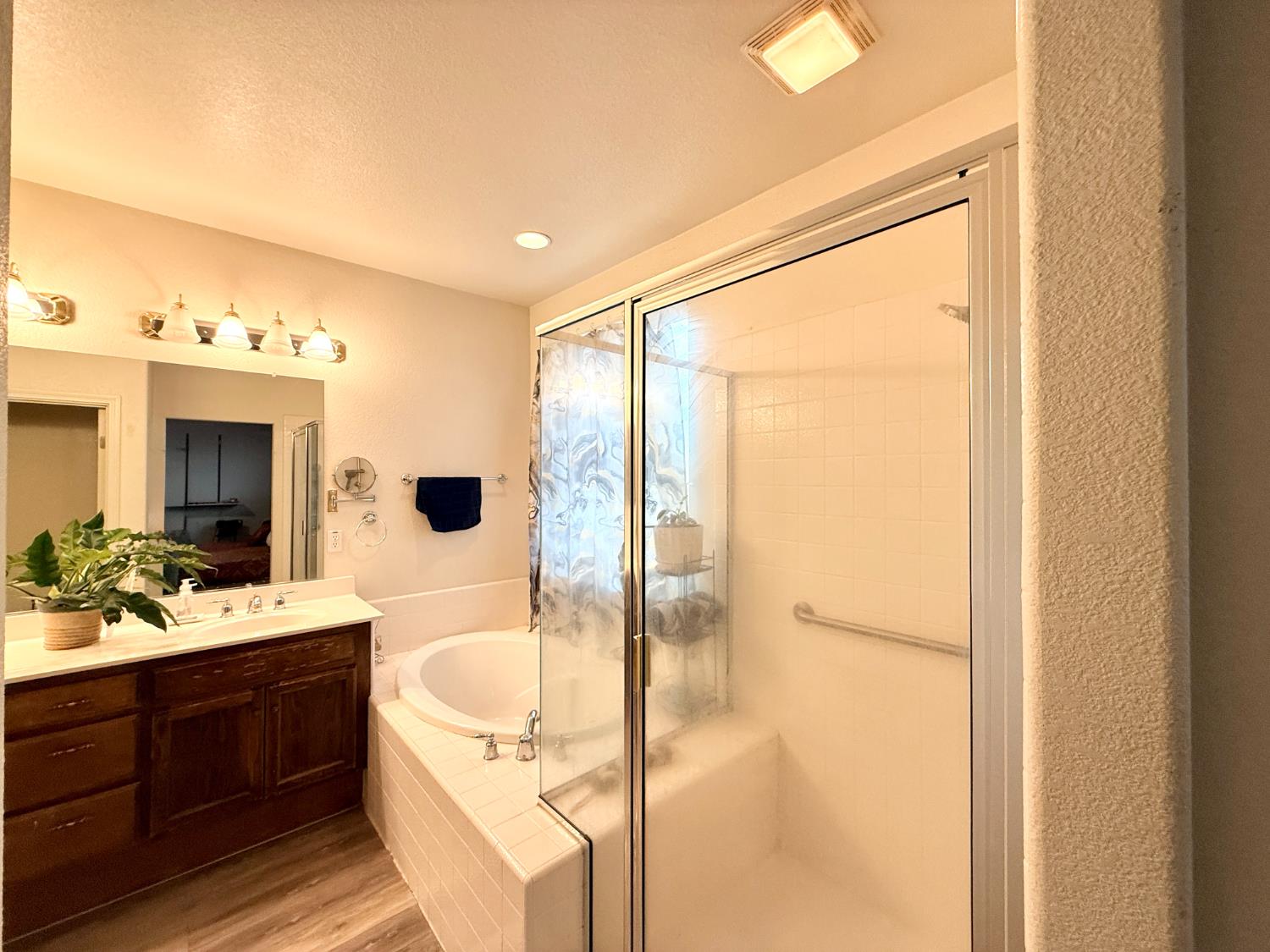 5686 Oakwood Drive Linda CA 95901