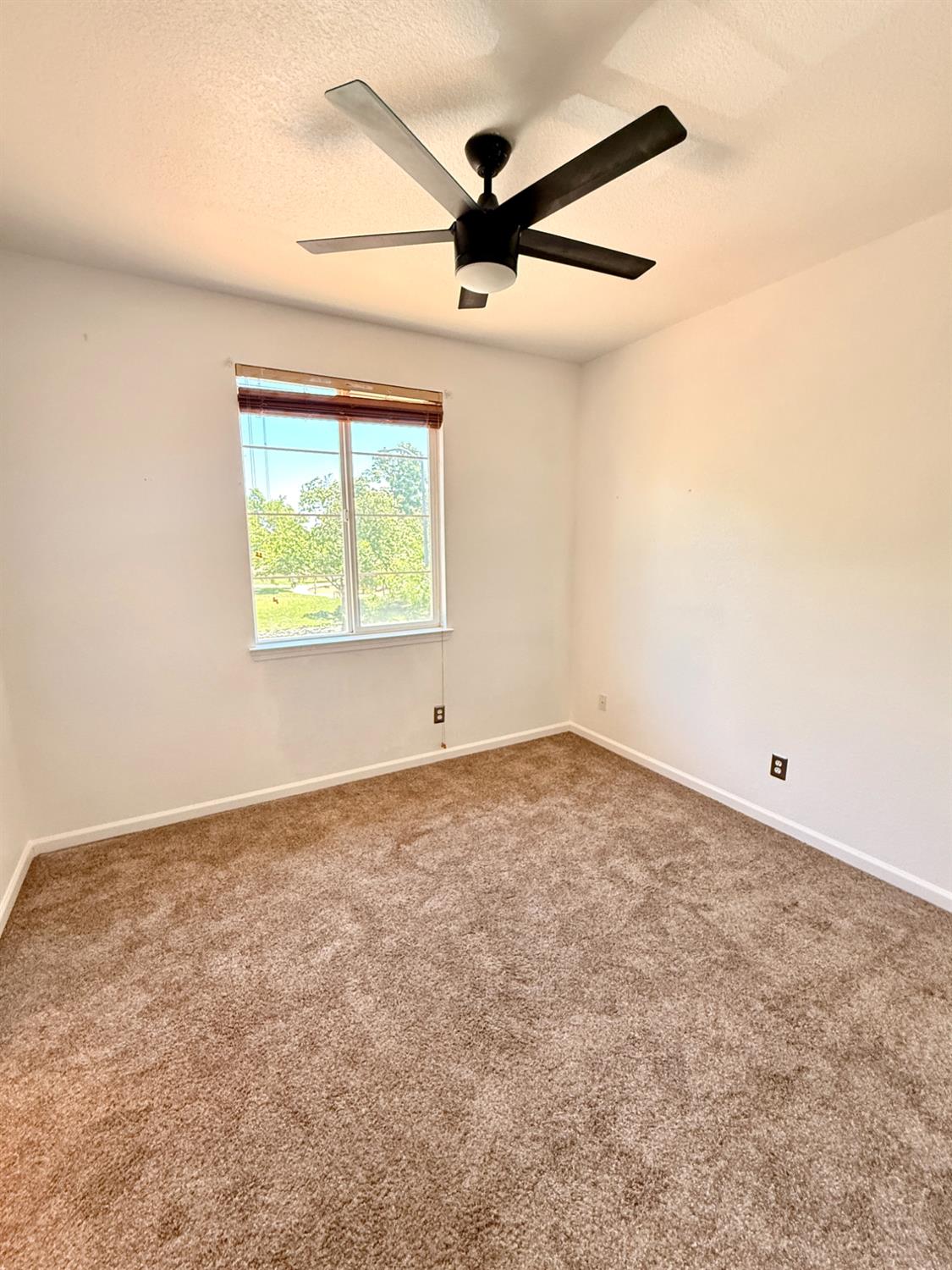 5686 Oakwood Drive Linda CA 95901