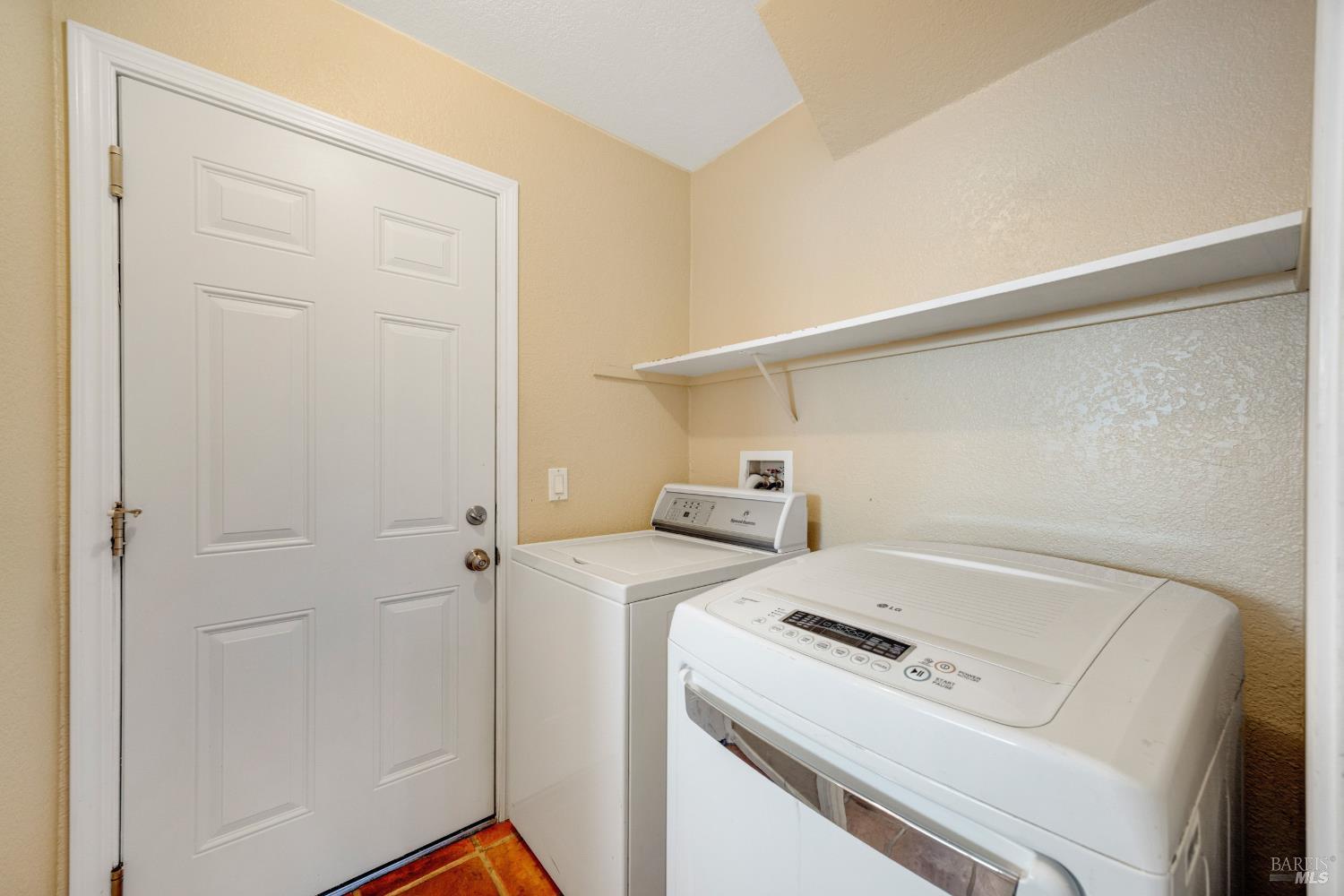 105 Jutta Way Windsor CA 95492