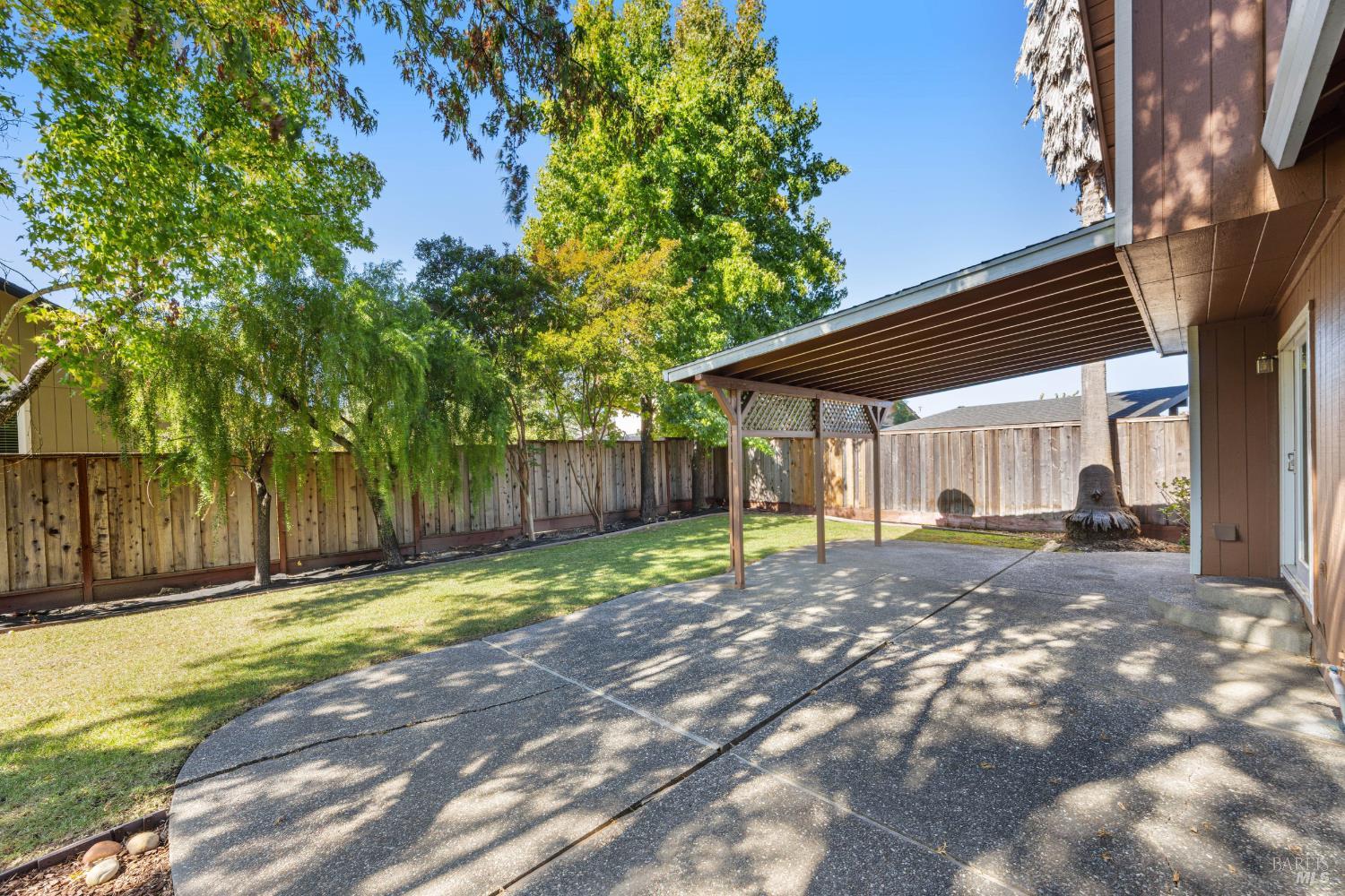 105 Jutta Way Windsor CA 95492