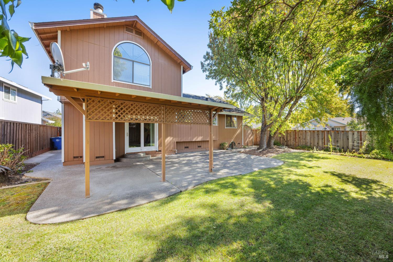 105 Jutta Way Windsor CA 95492