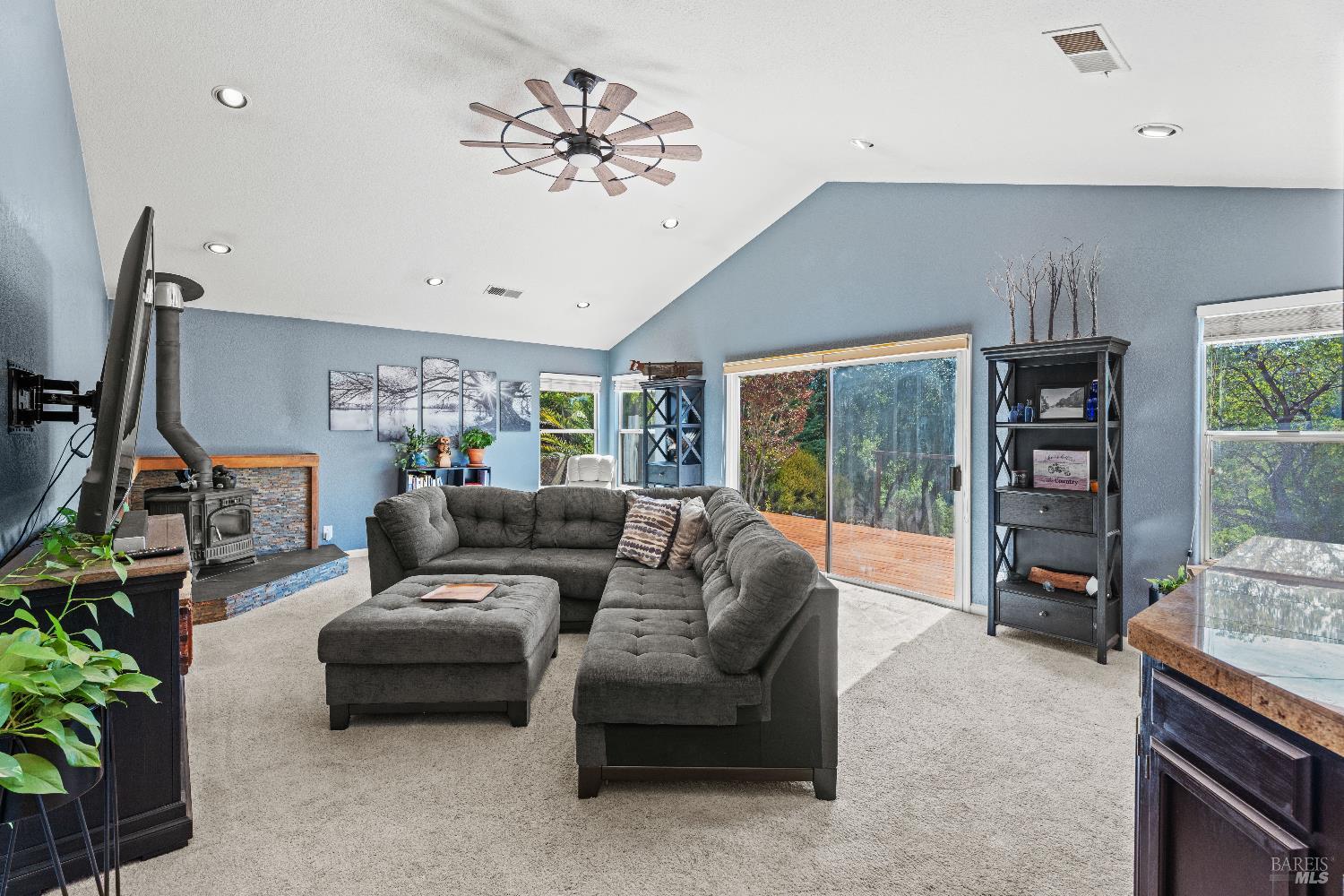1500 Woodway Lane Redwood Valley CA 95470