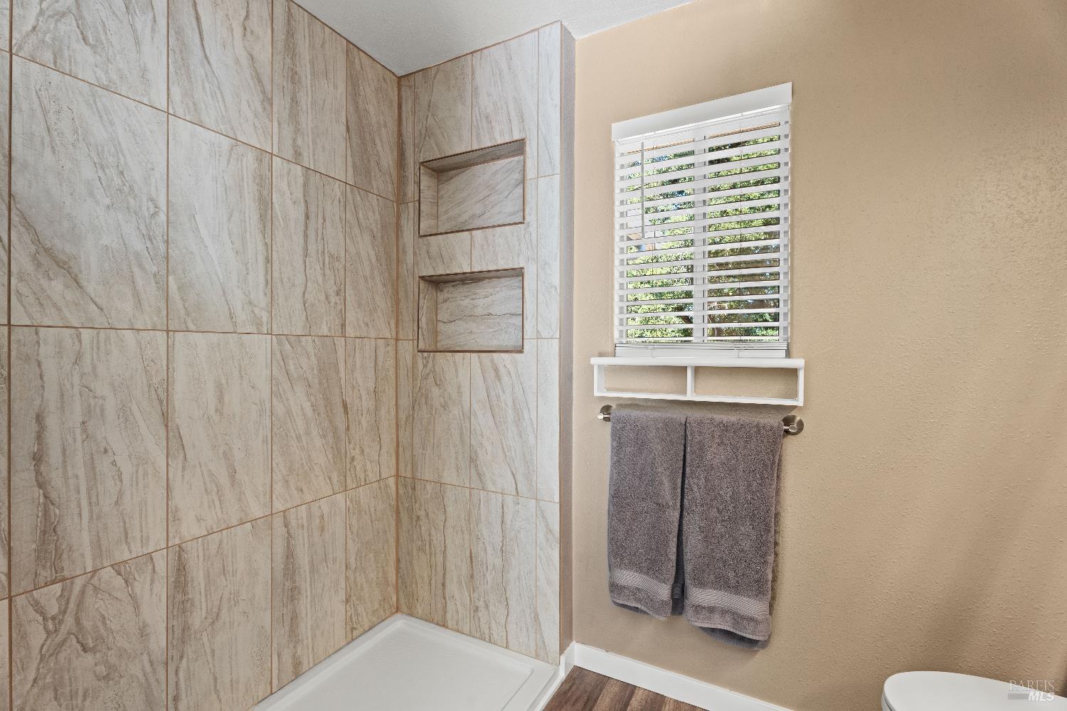 1500 Woodway Lane Redwood Valley CA 95470