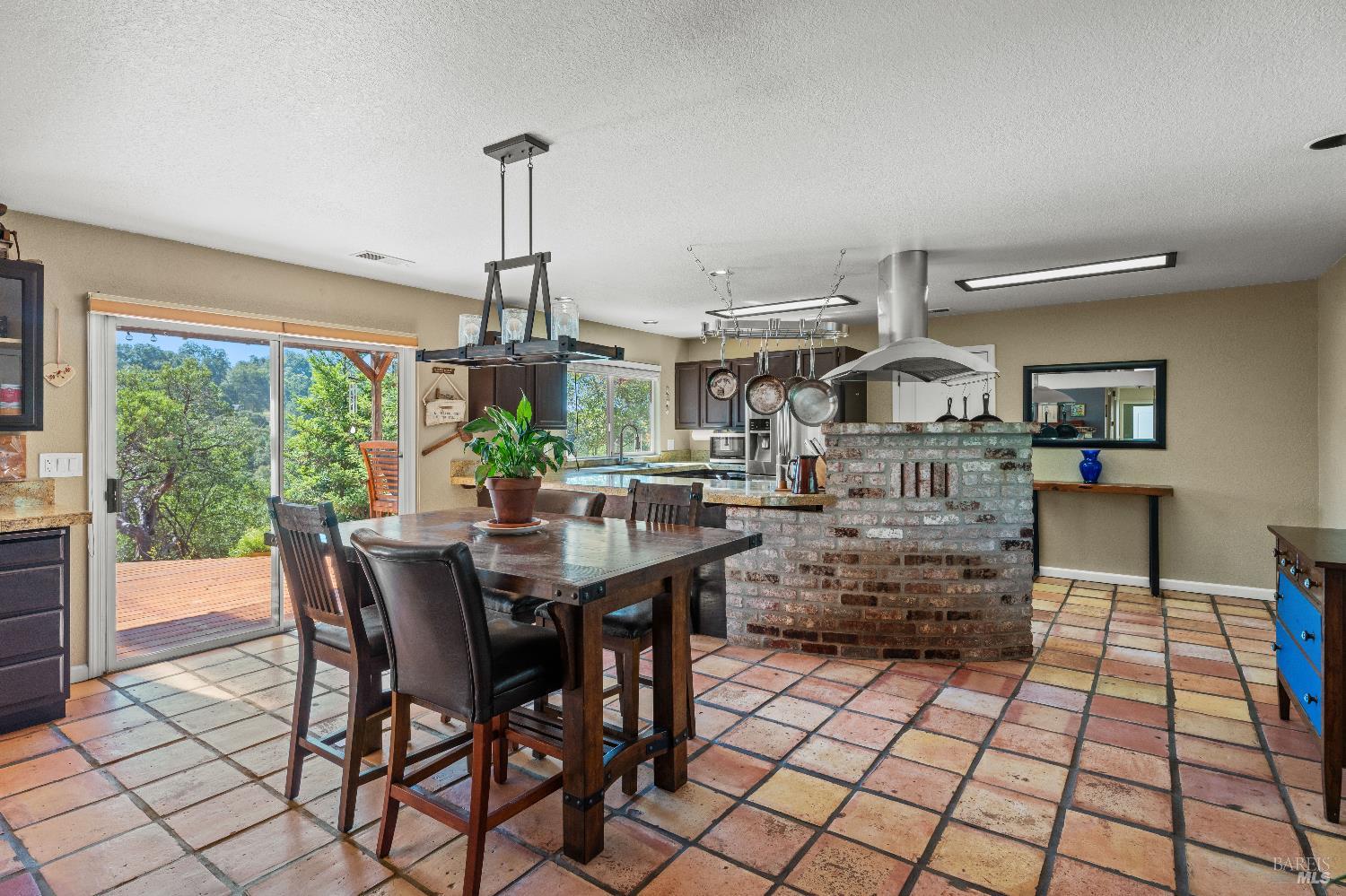 1500 Woodway Lane Redwood Valley CA 95470