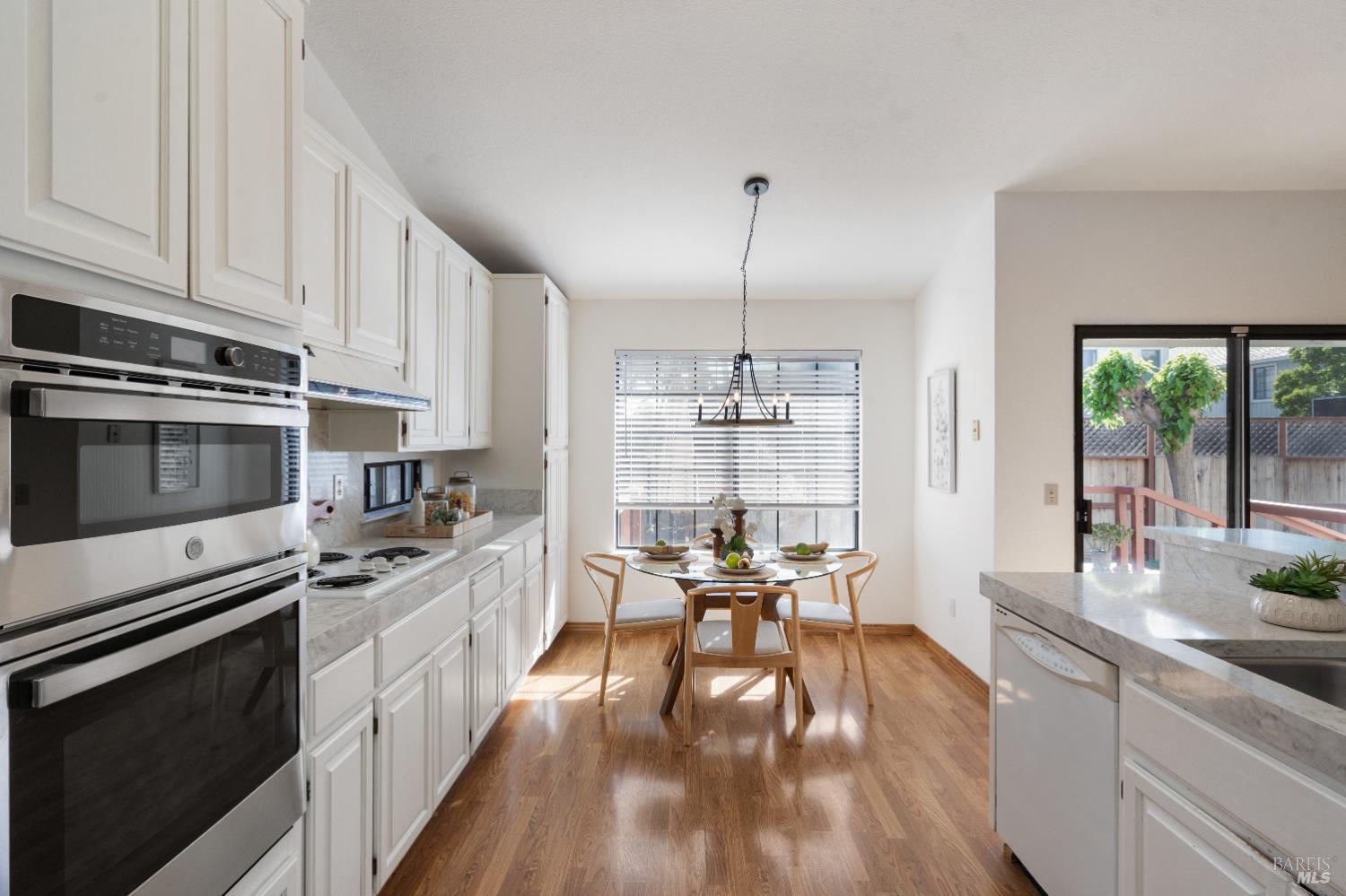 8 Starling Drive Petaluma CA 94954
