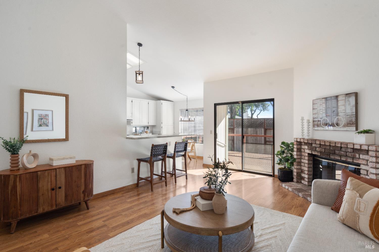 8 Starling Drive Petaluma CA 94954