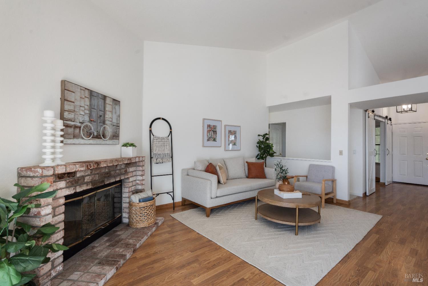 8 Starling Drive Petaluma CA 94954