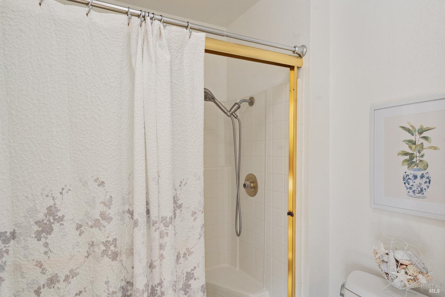 8 Starling Drive Petaluma CA 94954