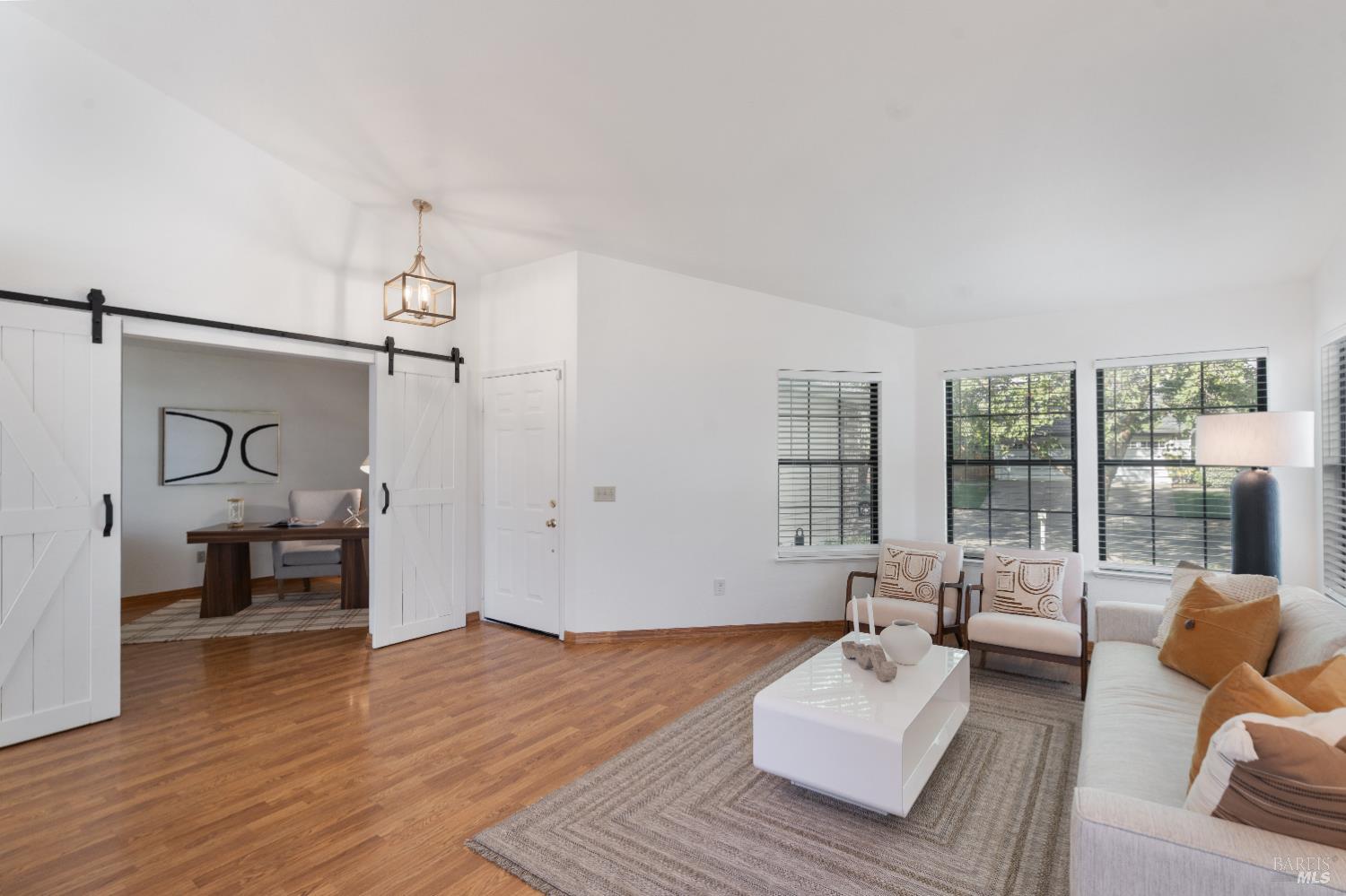 8 Starling Drive Petaluma CA 94954