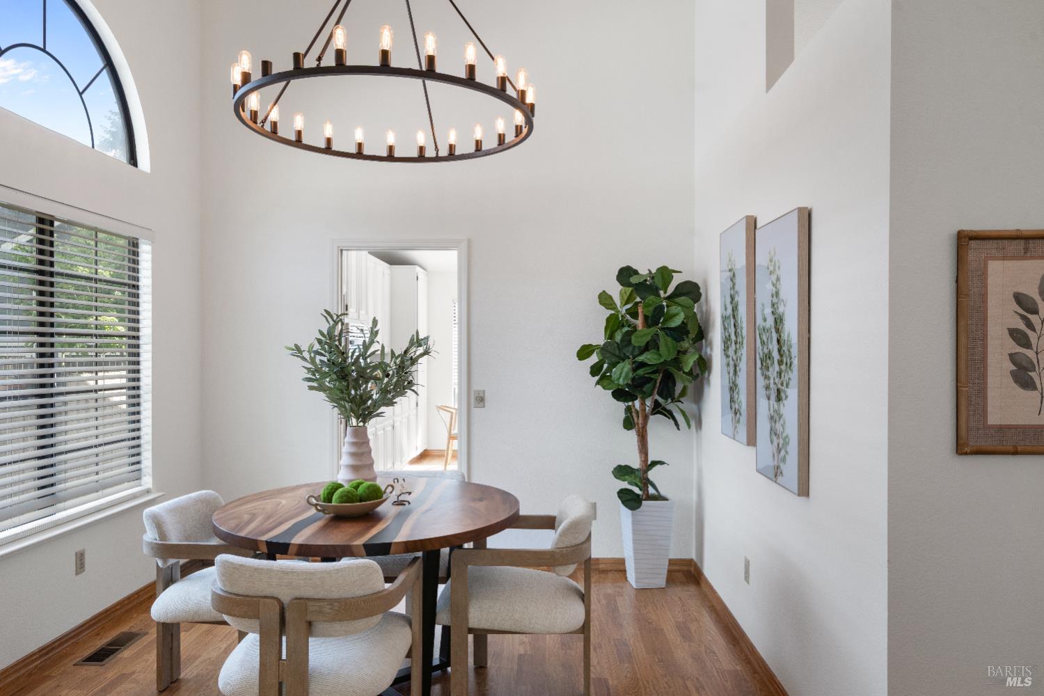 8 Starling Drive Petaluma CA 94954