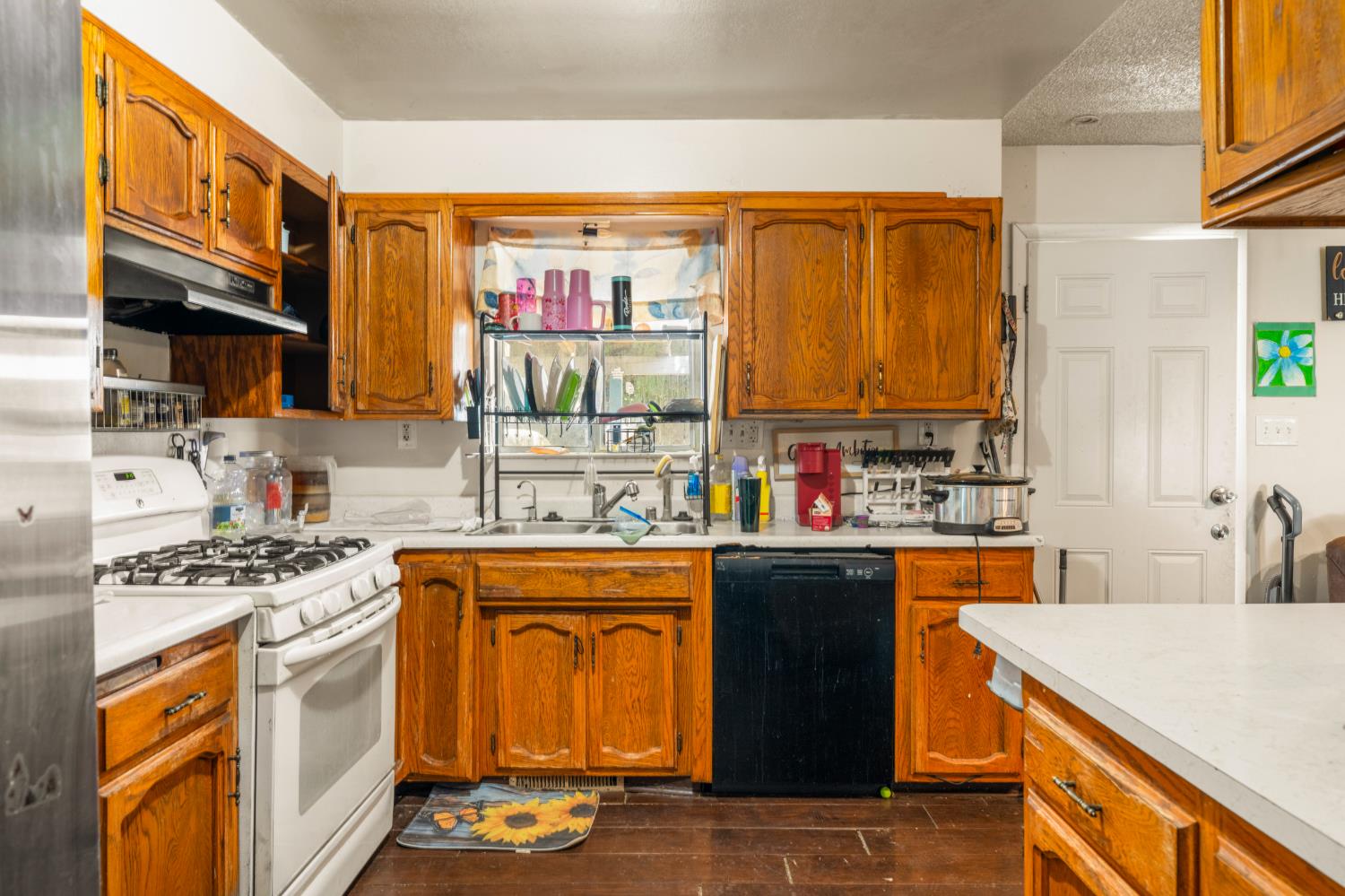 4365 Olivehurst Avenue Olivehurst CA 95961