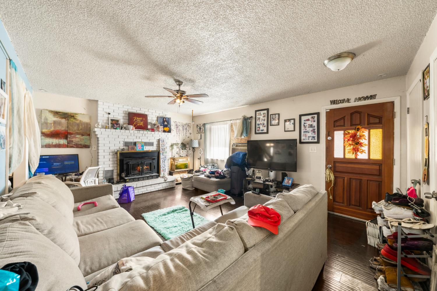4365 Olivehurst Avenue Olivehurst CA 95961