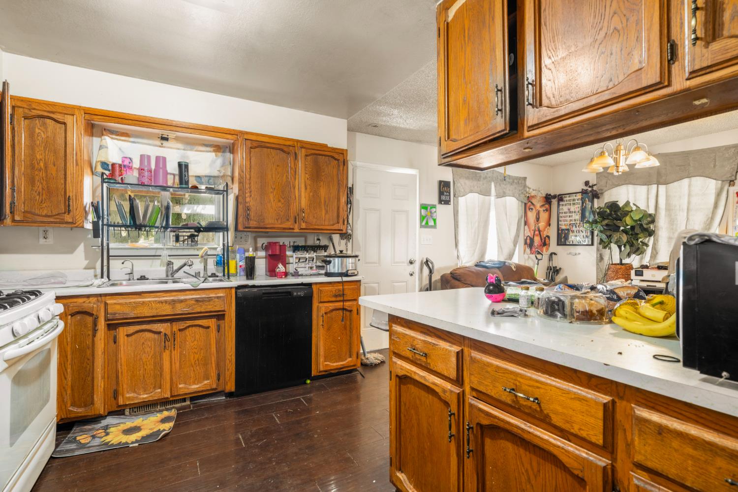 4365 Olivehurst Avenue Olivehurst CA 95961