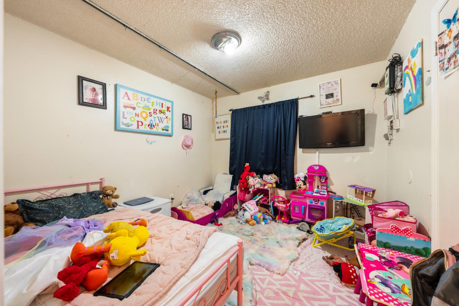 4365 Olivehurst Avenue Olivehurst CA 95961