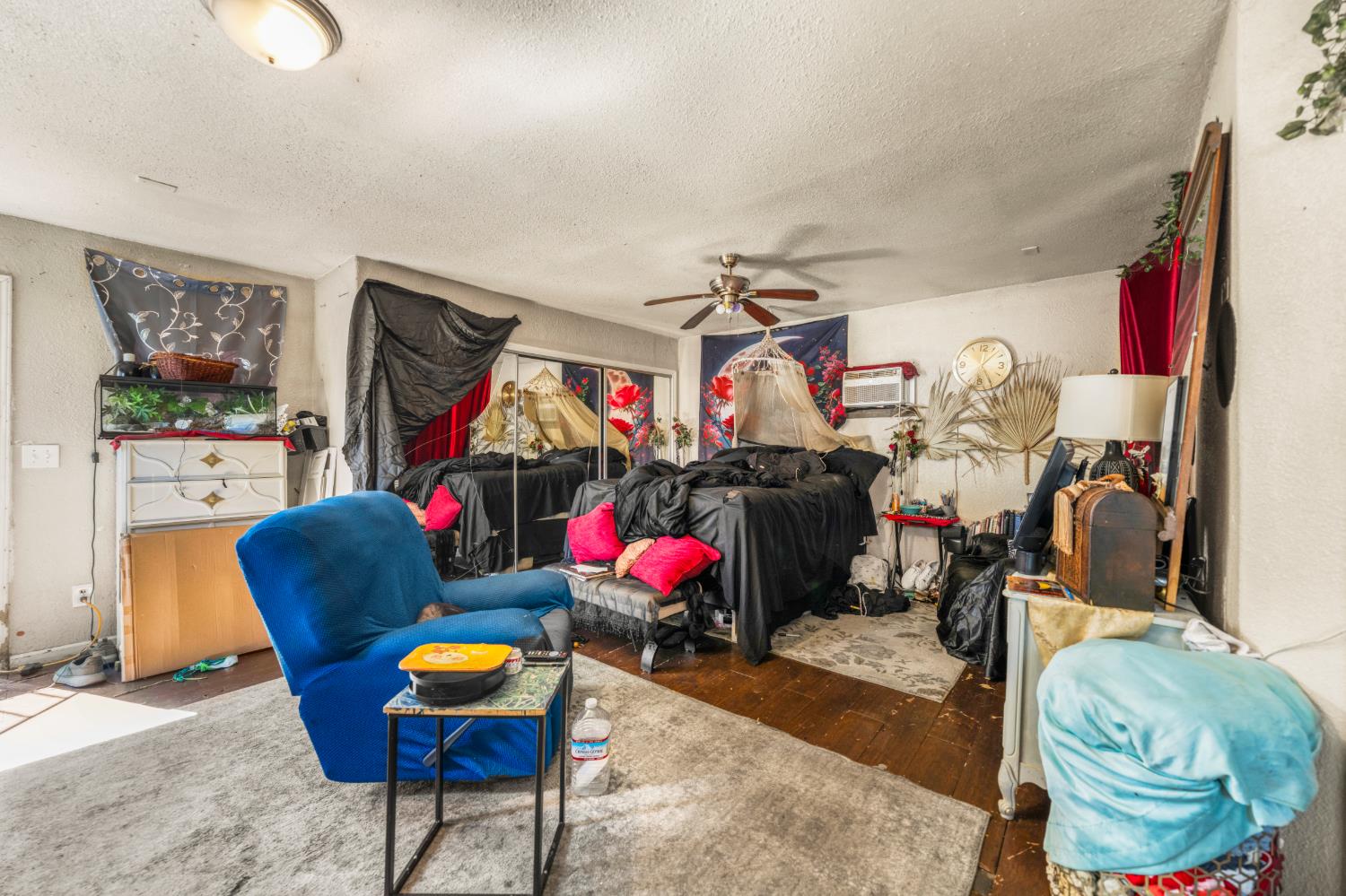 4365 Olivehurst Avenue Olivehurst CA 95961