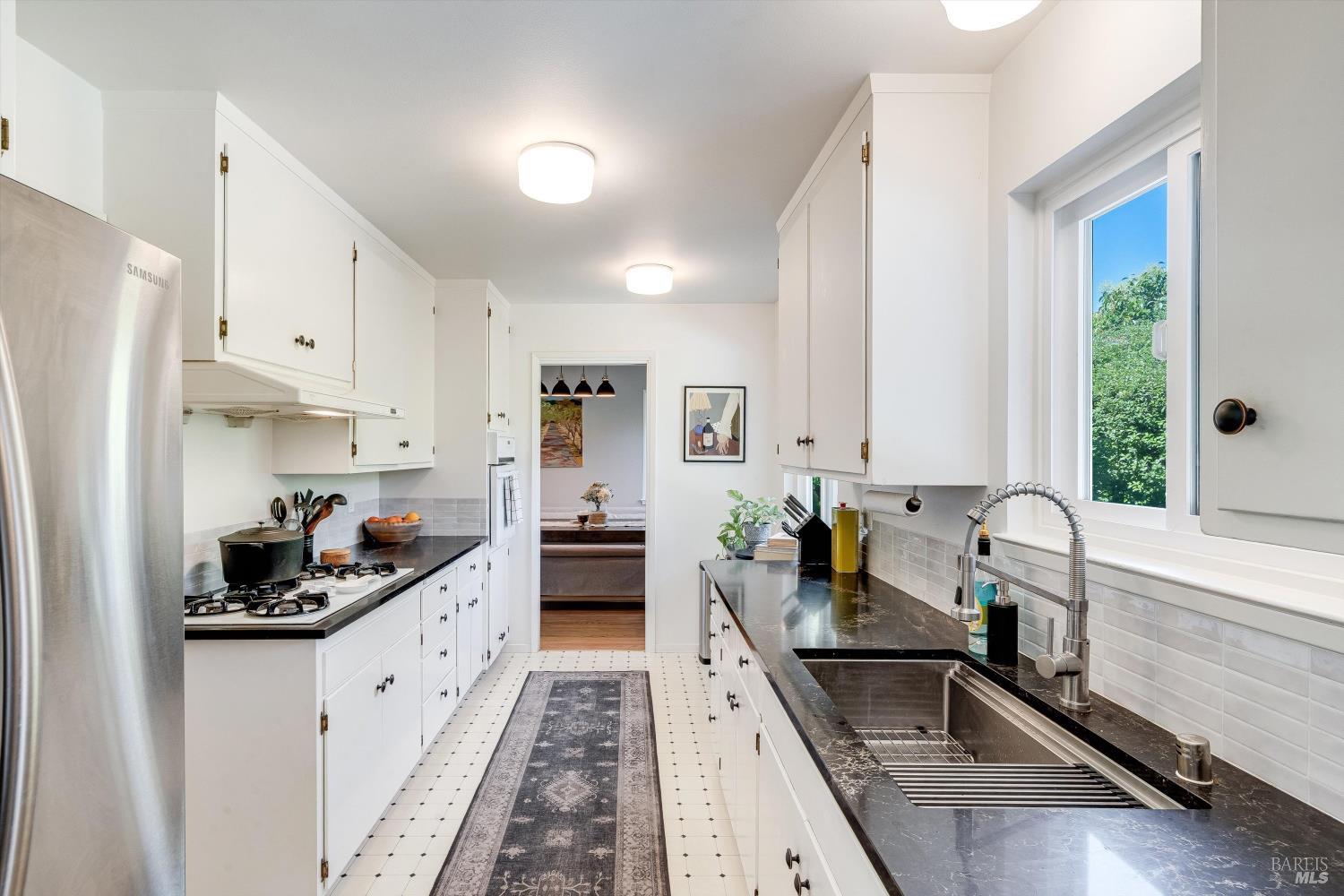1291 Sylvaner Avenue St. Helena CA 94574