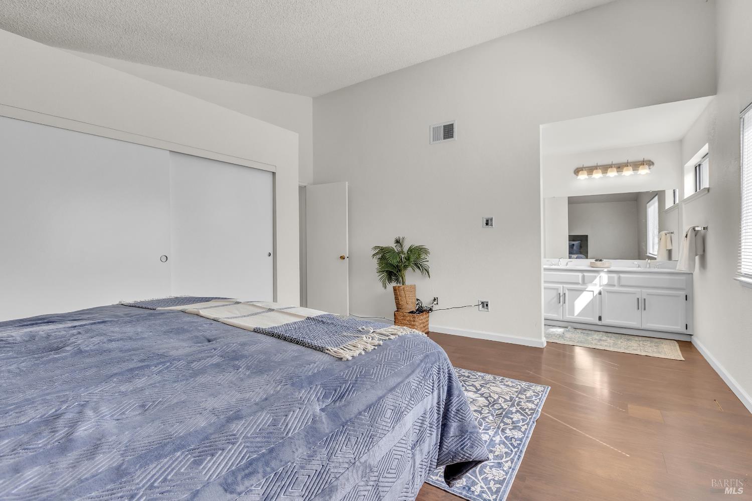 101 Thresher Drive Vallejo CA 94591