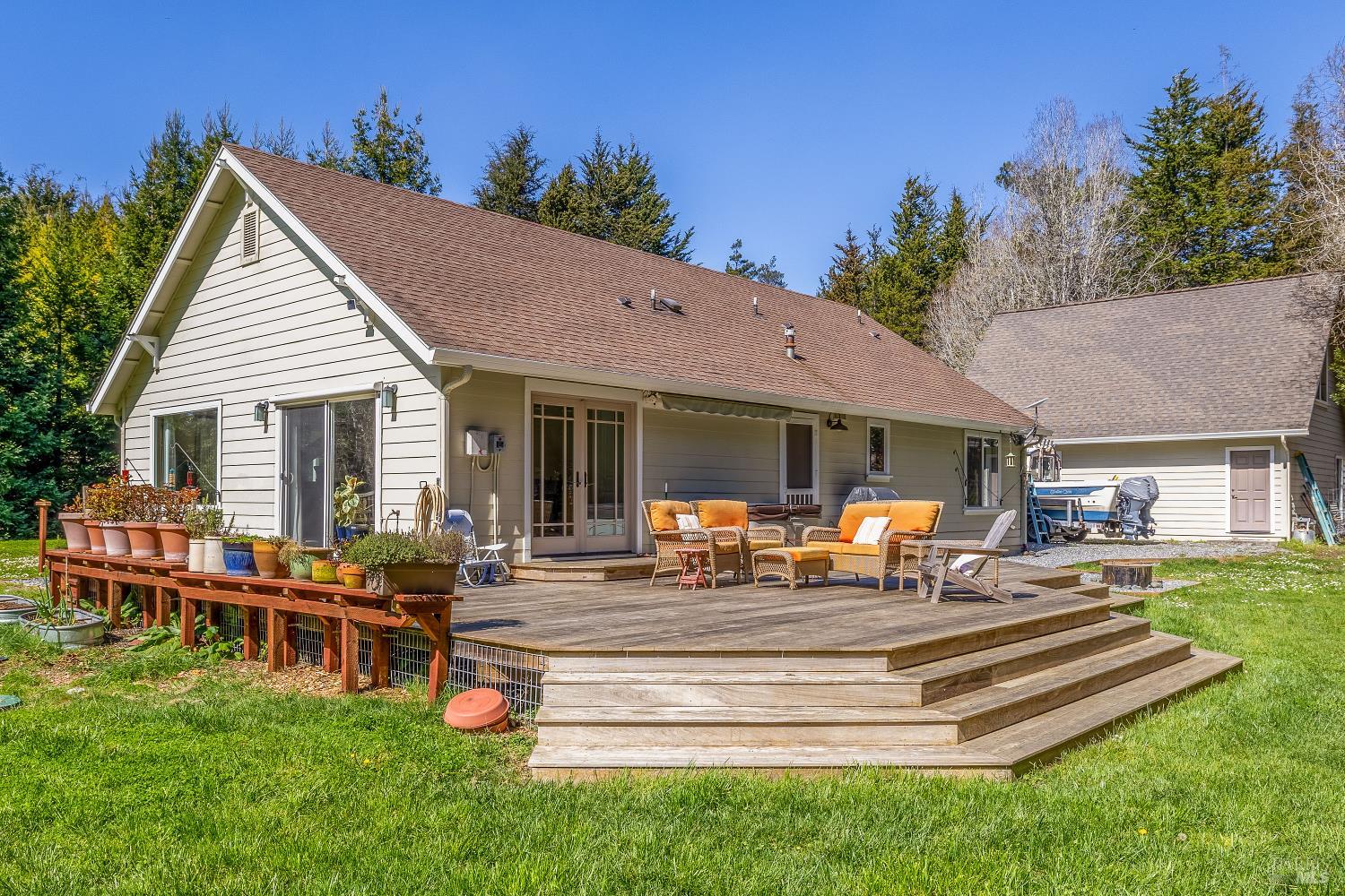 31195 Brush Creek Road Fort Bragg CA 95437