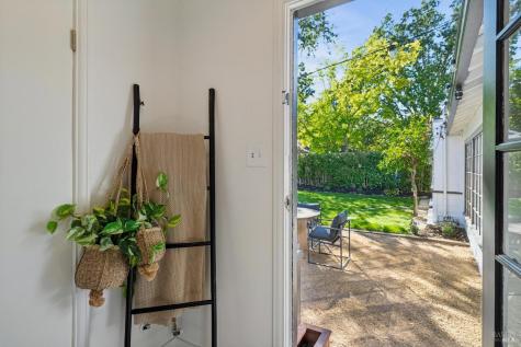 203 Brookside Drive San Anselmo CA 94960