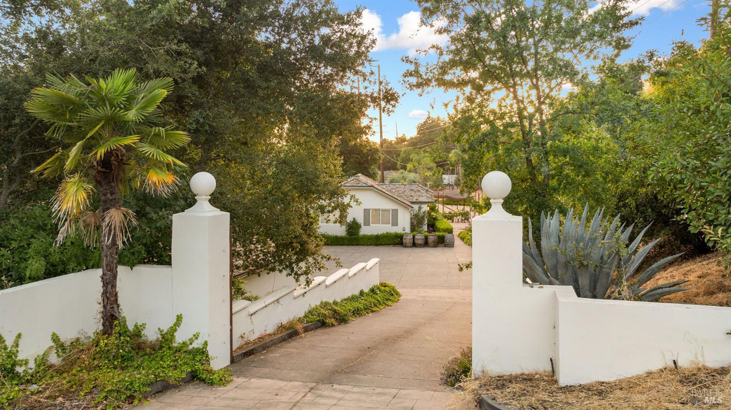 691 Silverado Trail S St. Helena CA 94574