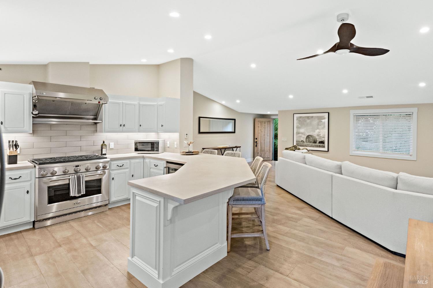 691 Silverado Trail S St. Helena CA 94574