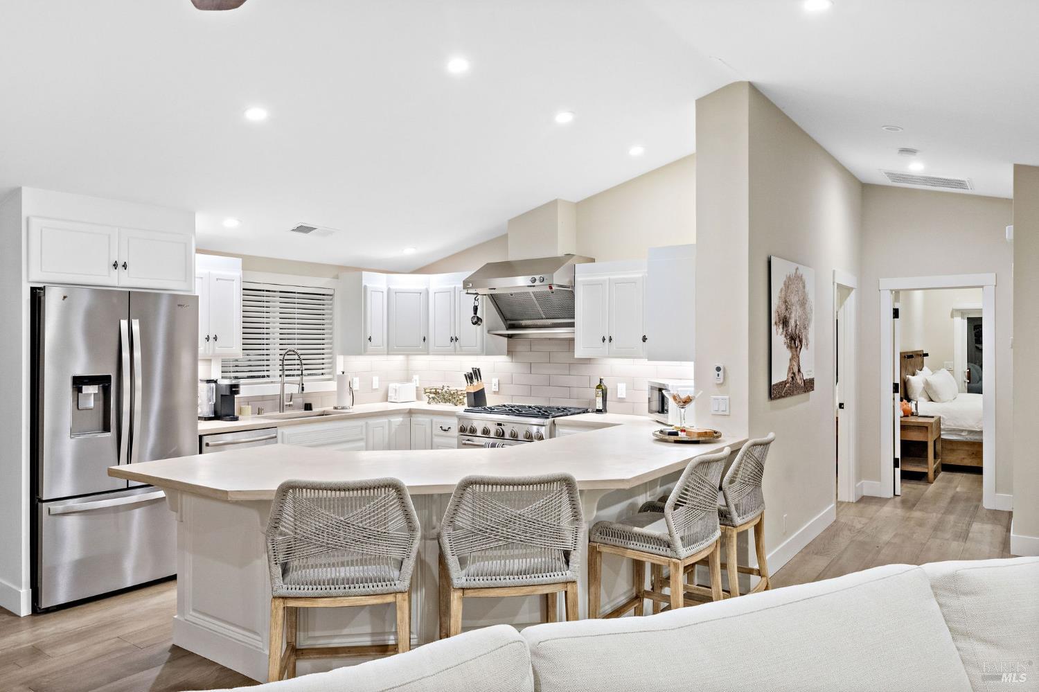 691 Silverado Trail S St. Helena CA 94574
