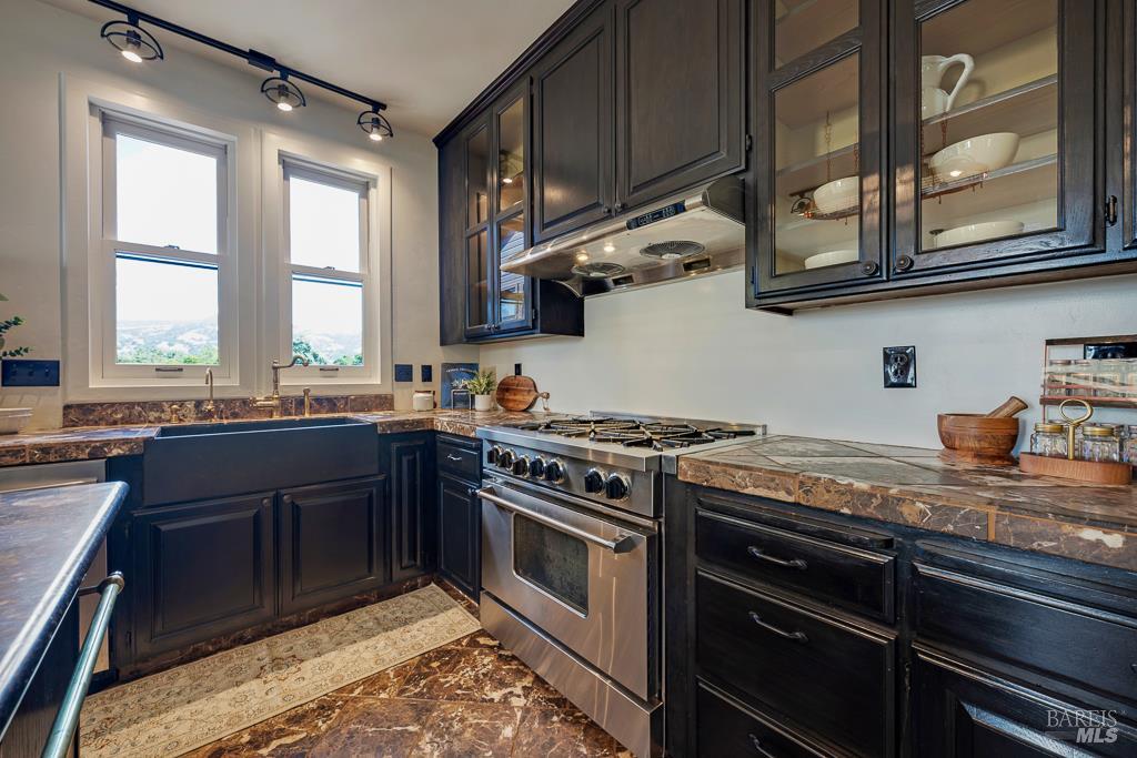 21234 Geyserville Avenue Geyserville CA 95441