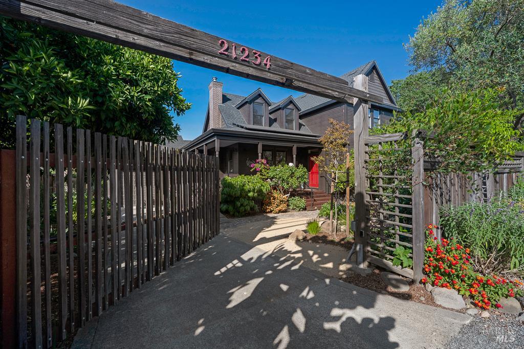 21234 Geyserville Avenue Geyserville CA 95441