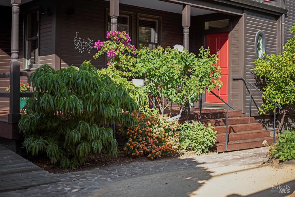 21234 Geyserville Avenue Geyserville CA 95441