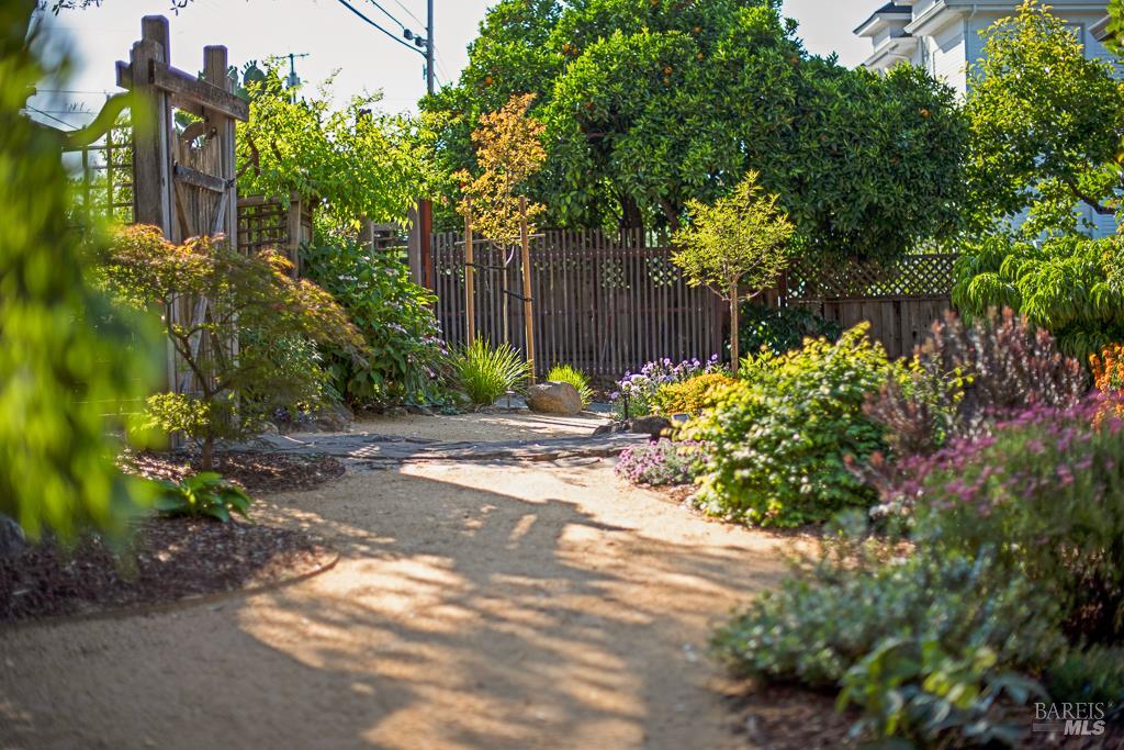 21234 Geyserville Avenue Geyserville CA 95441