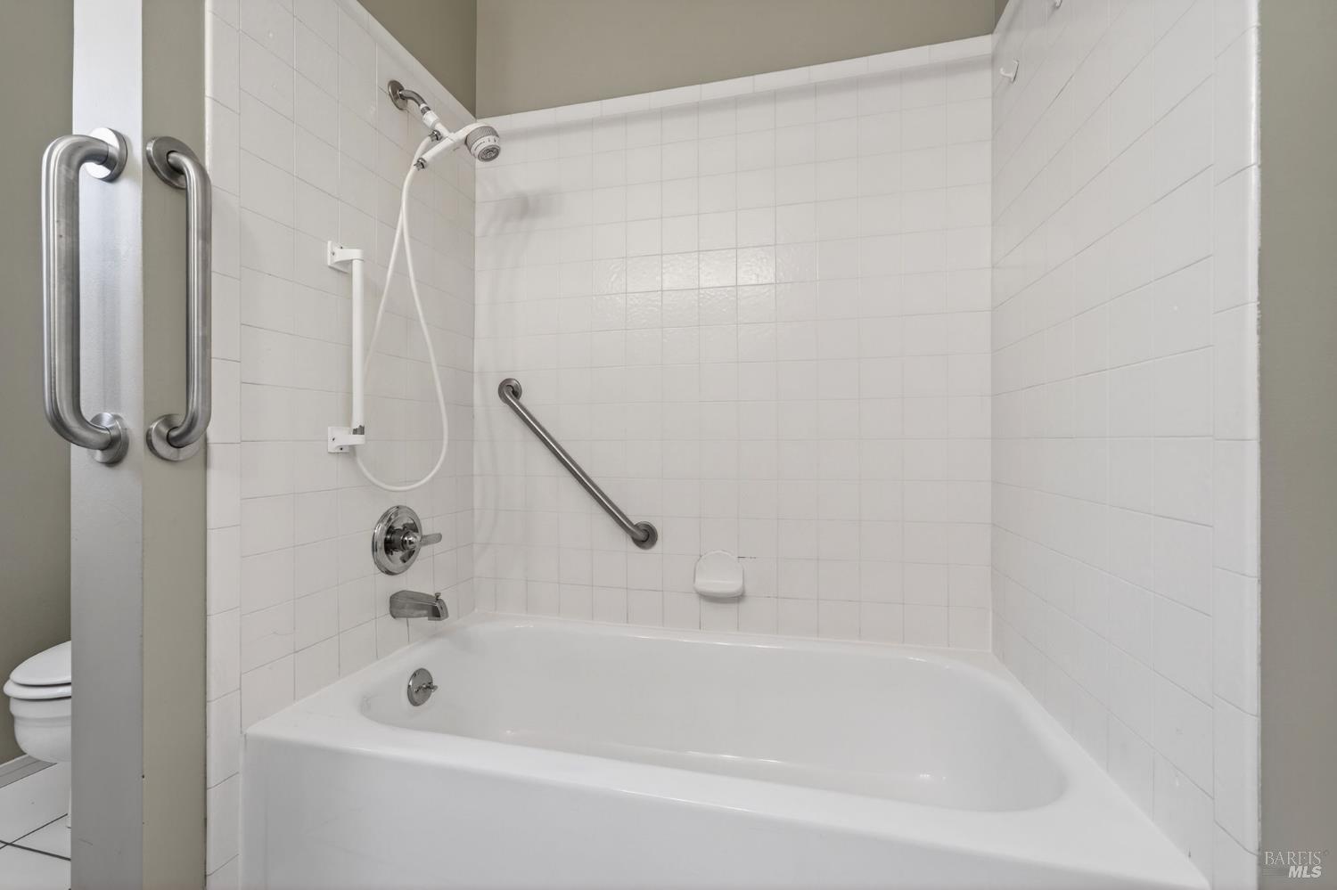 2968 Woodcrest Drive Napa CA 94558