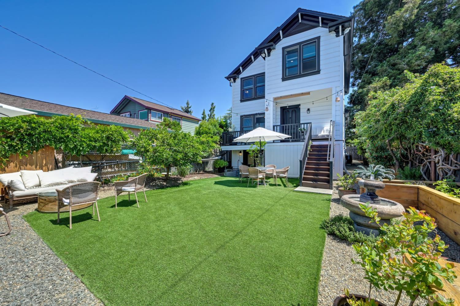 440 W J Street Benicia CA 94510