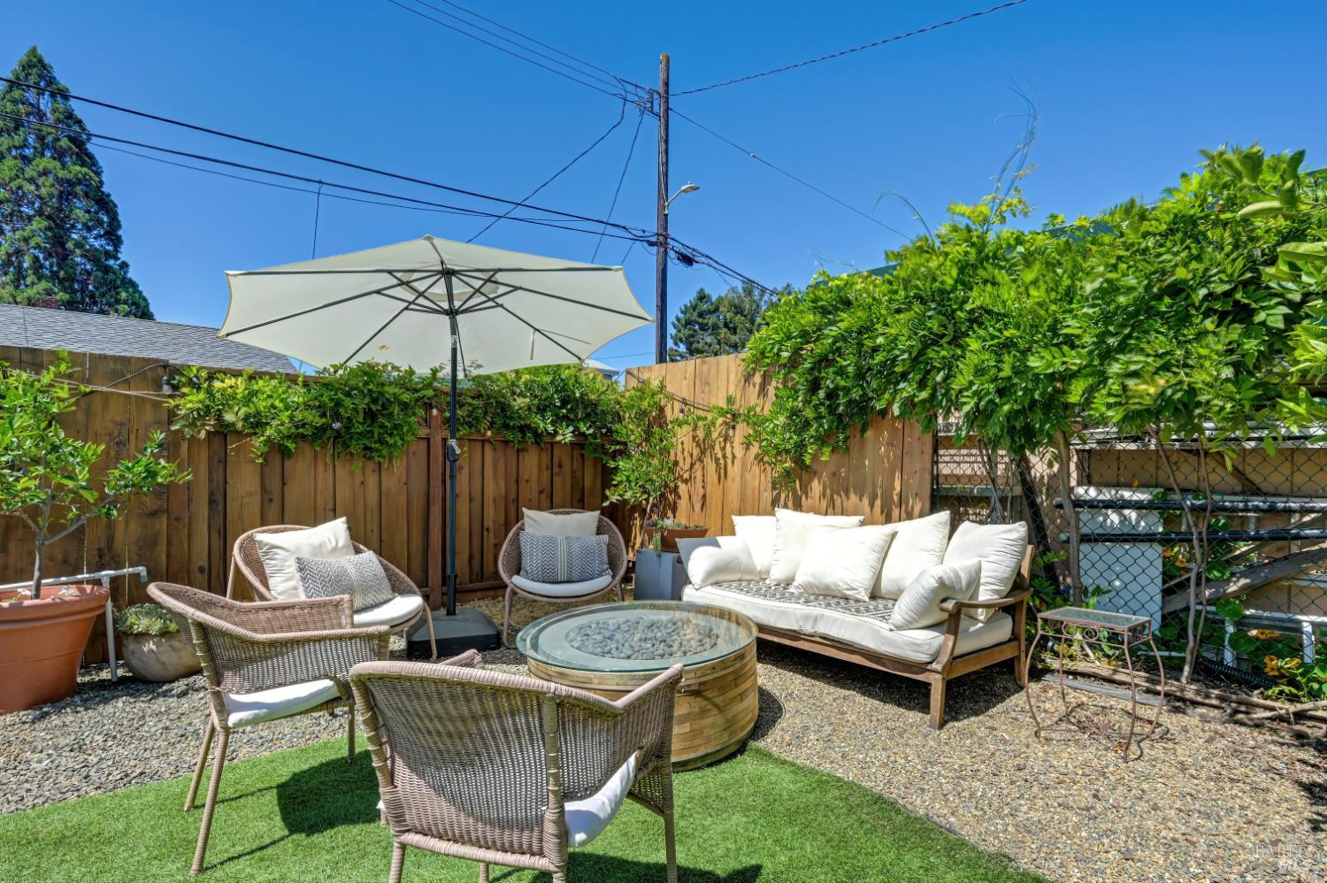 440 W J Street Benicia CA 94510