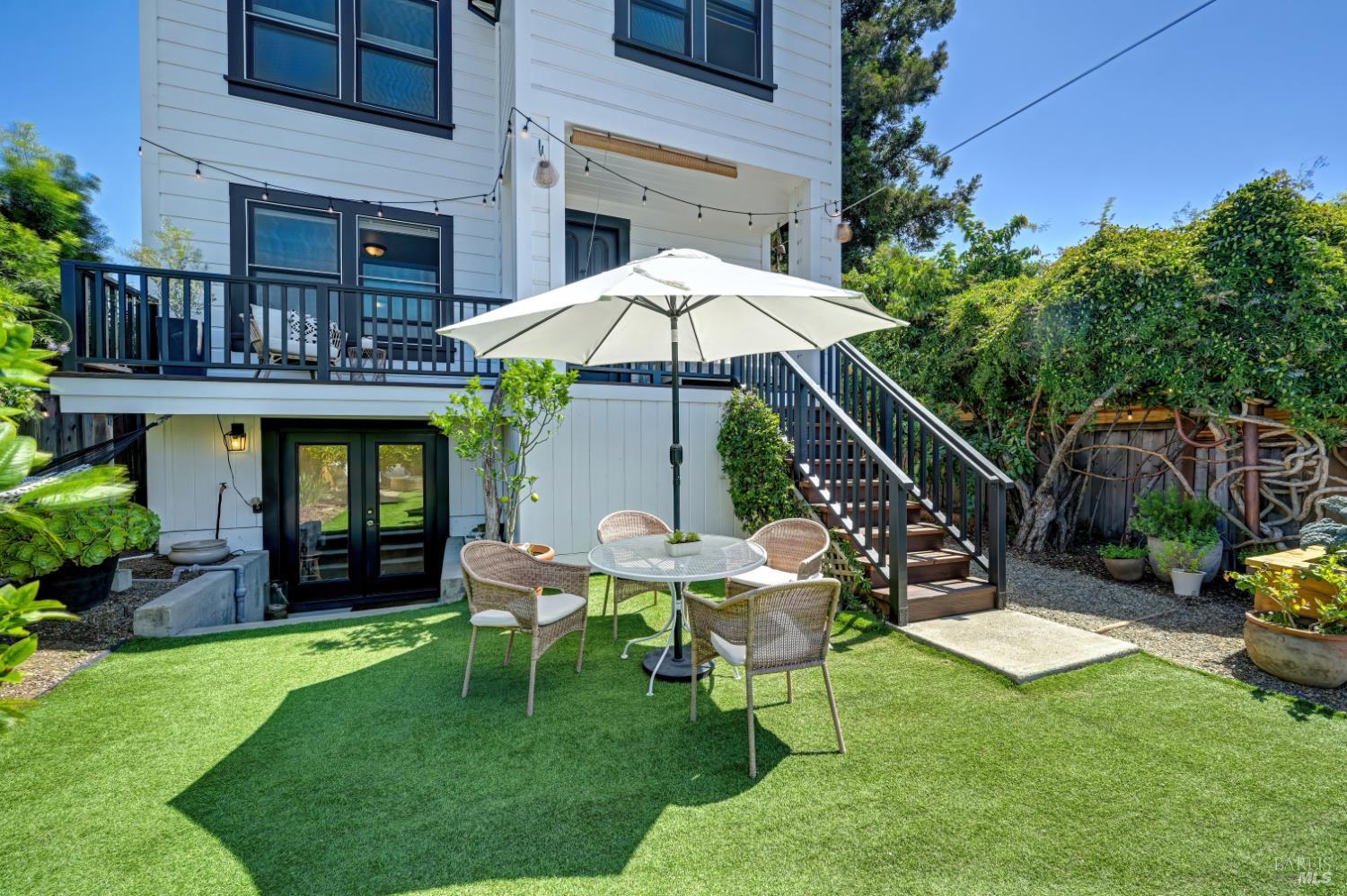 440 W J Street Benicia CA 94510