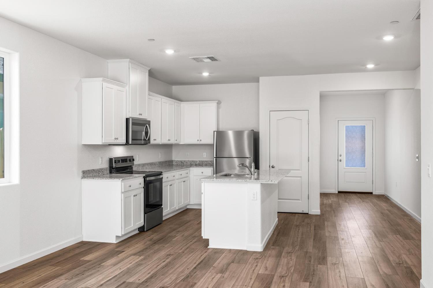 6691 Snedigar Road Riverbank CA 95367