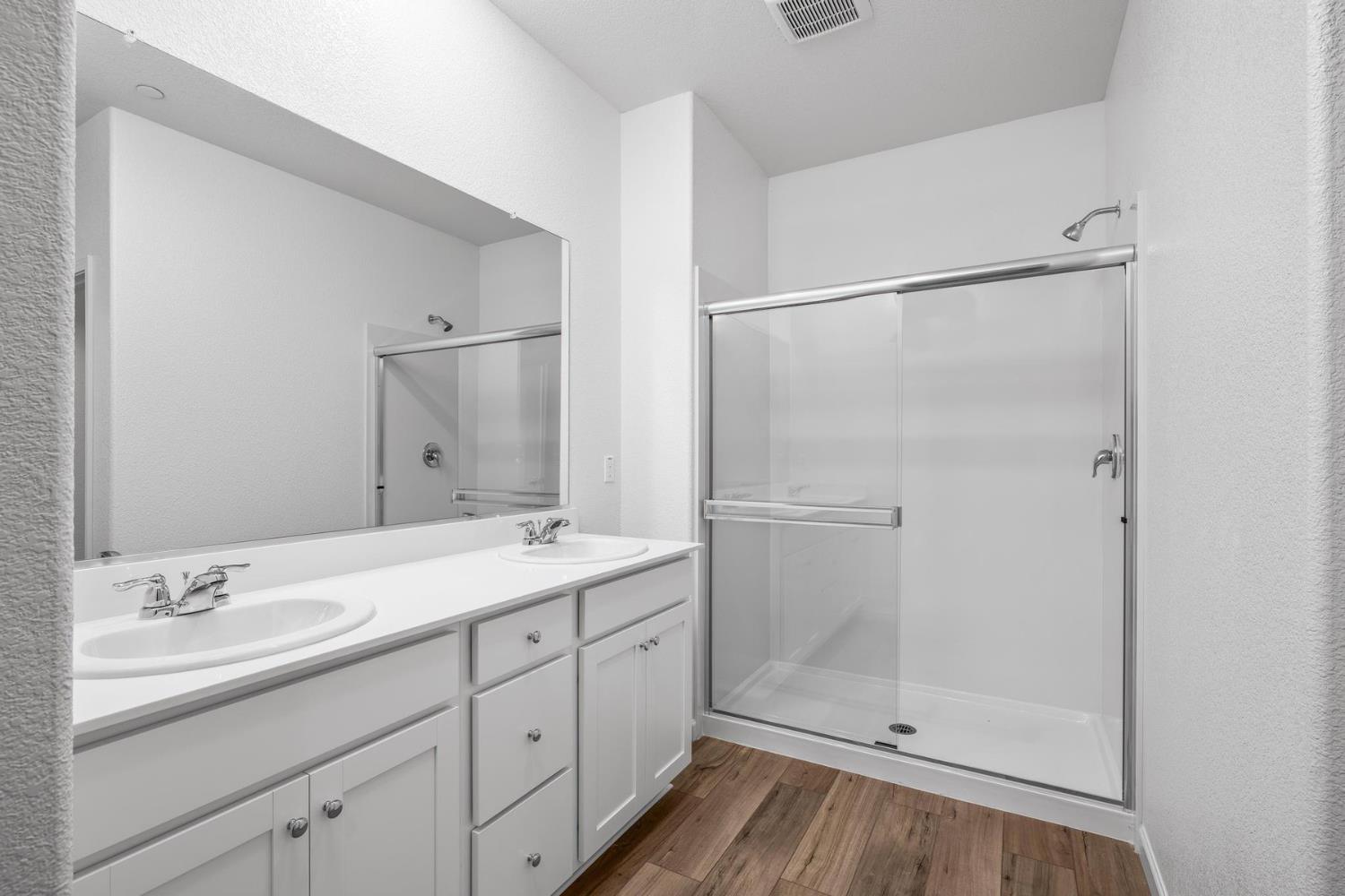 6691 Snedigar Road Riverbank CA 95367