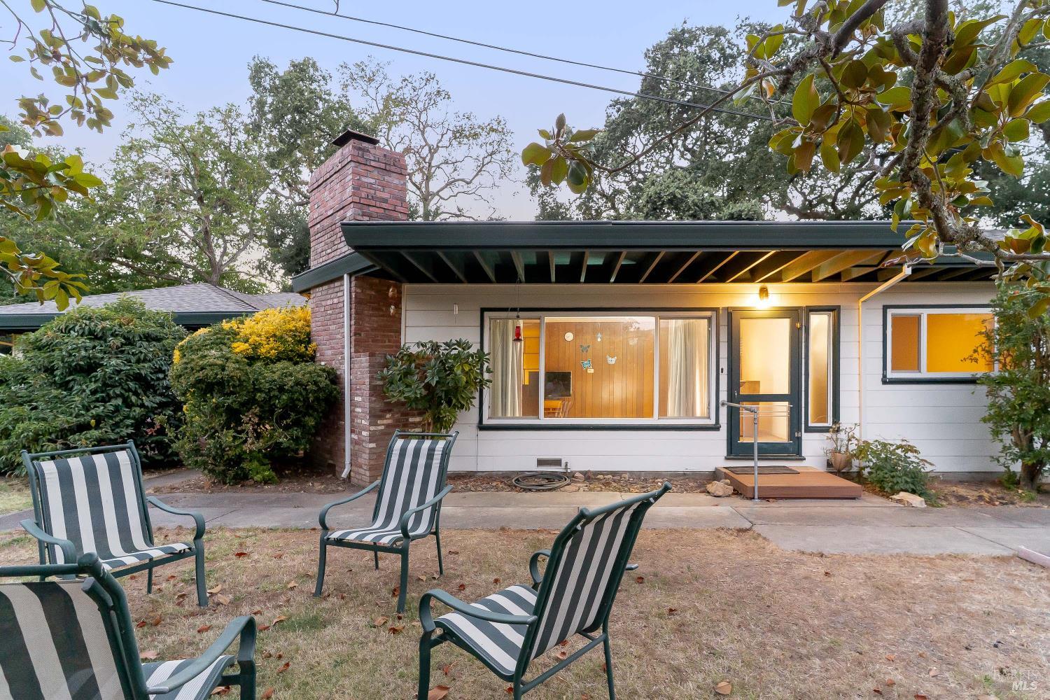 1051 Fabiola Drive Napa CA 94558