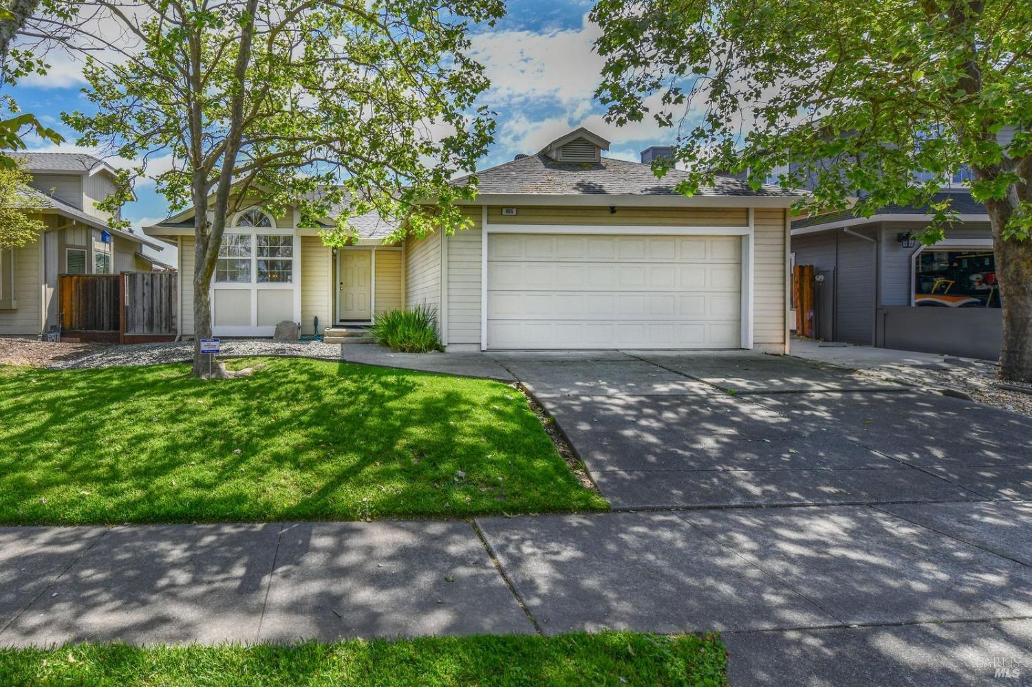 855 Breeze Way Santa Rosa CA 95404