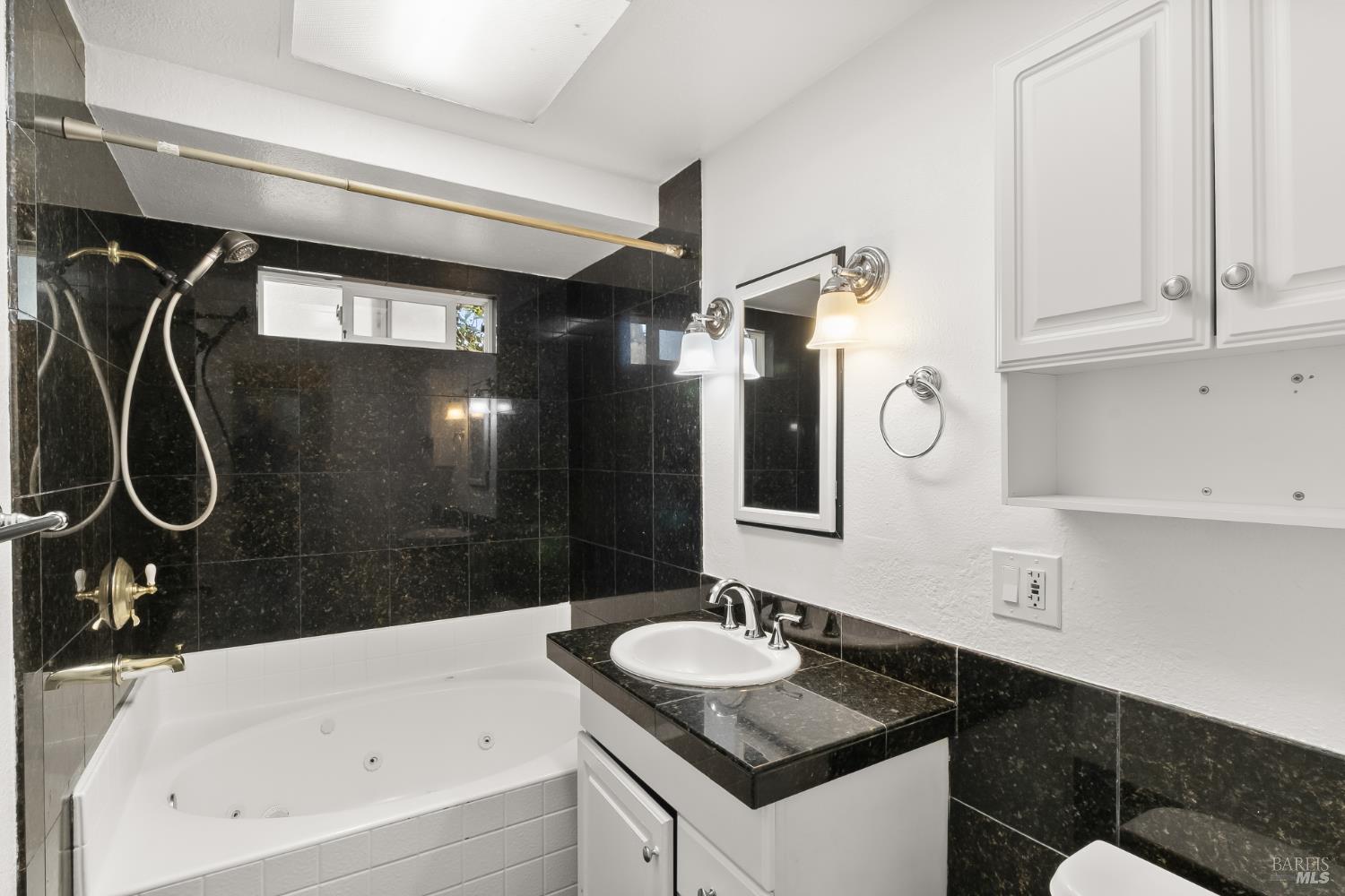 2446 Helen Avenue Vallejo CA 94591