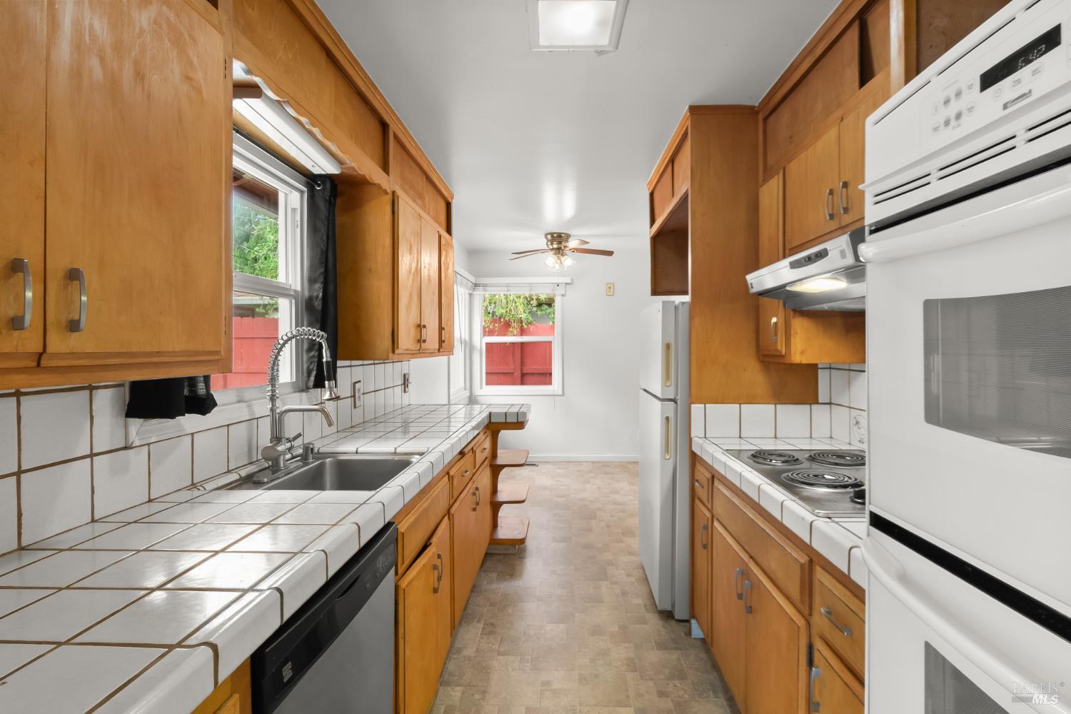 2446 Helen Avenue Vallejo CA 94591