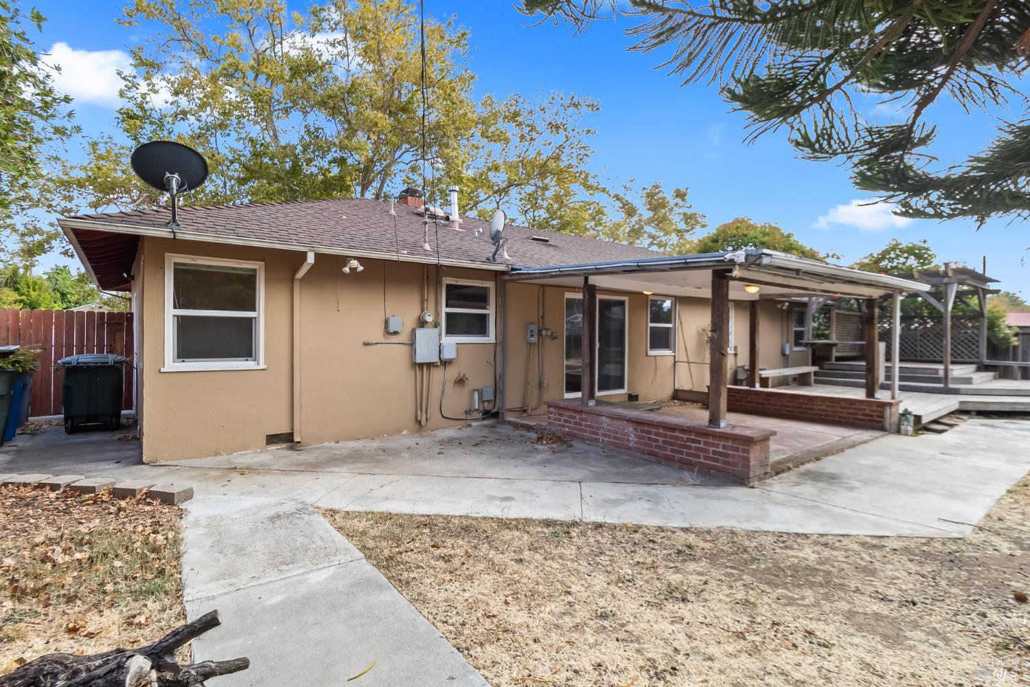 2446 Helen Avenue Vallejo CA 94591