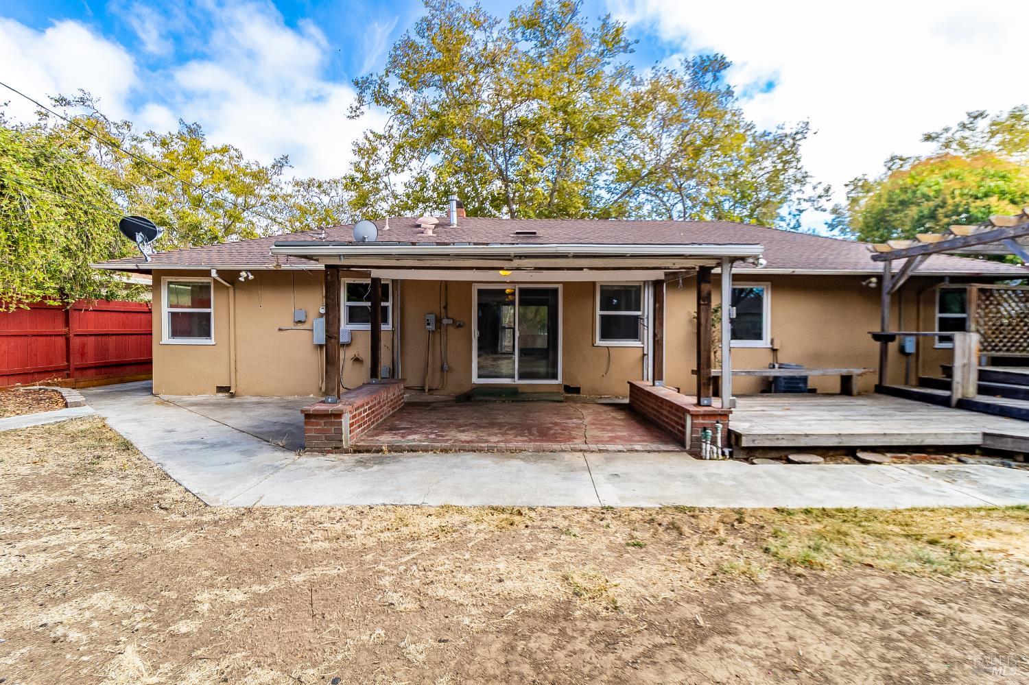 2446 Helen Avenue Vallejo CA 94591