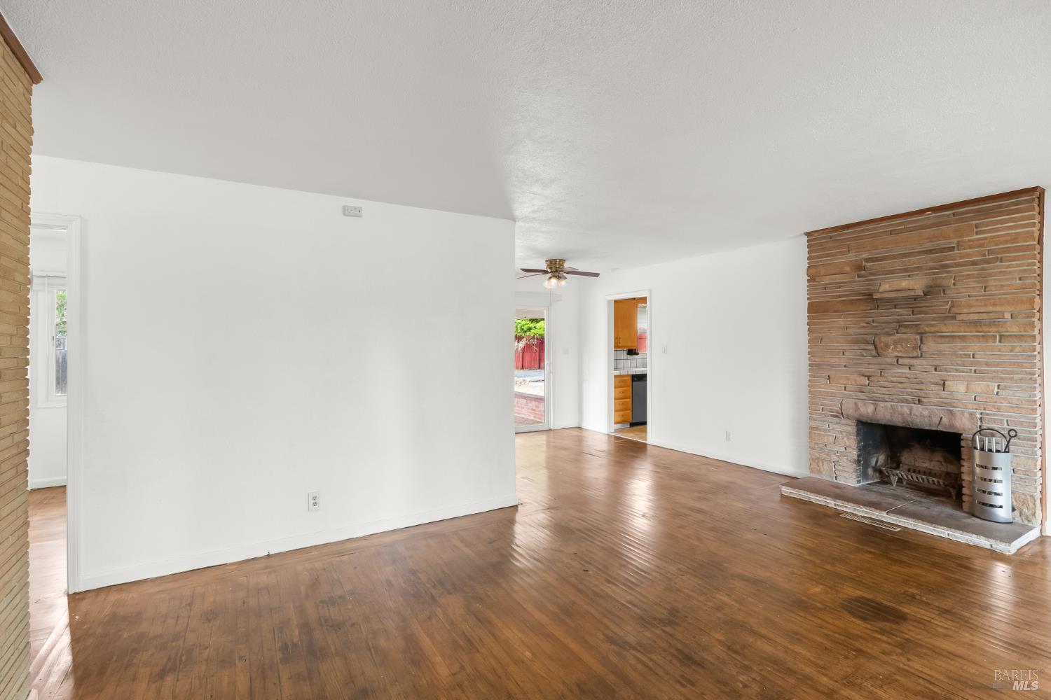 2446 Helen Avenue Vallejo CA 94591