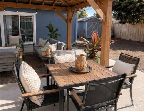 7629 Beth Court Rohnert Park CA 94928
