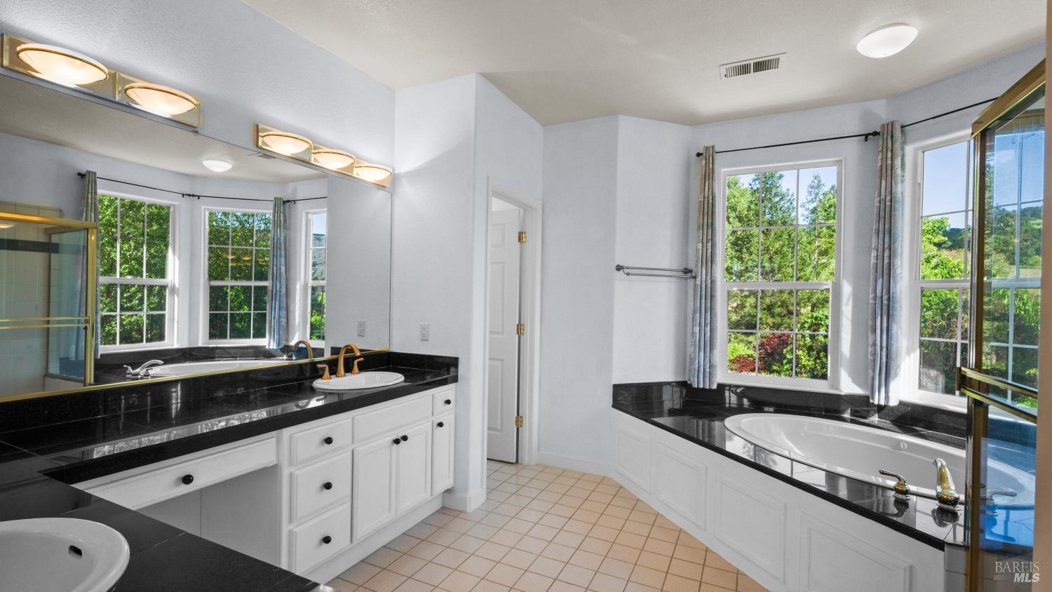4742 Livingstone Place Santa Rosa CA 95405