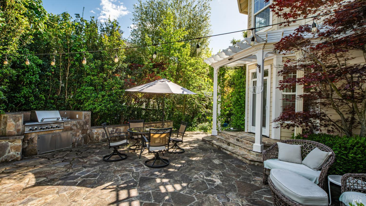 4742 Livingstone Place Santa Rosa CA 95405