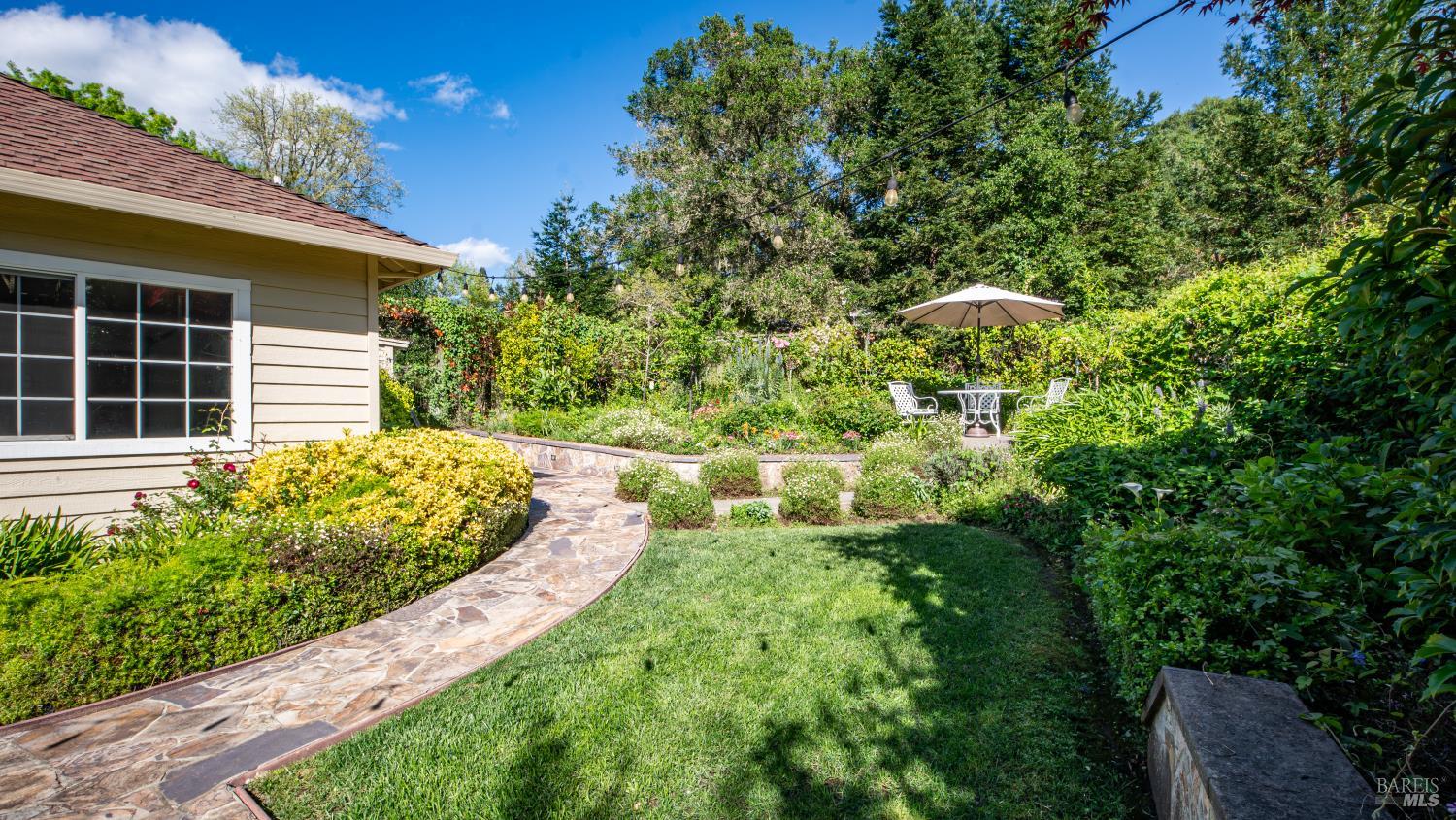 4742 Livingstone Place Santa Rosa CA 95405