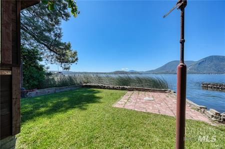 9865 E Highway 20 Clearlake Oaks CA 95423